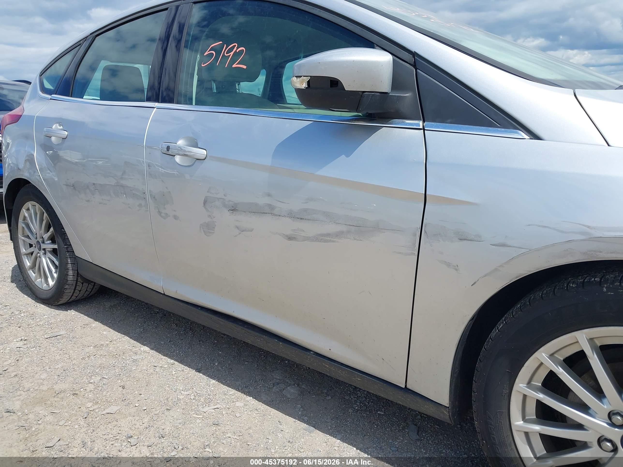 2013 Ford Focus Electric   Silver vin: 1FADP3R4XDL146727
