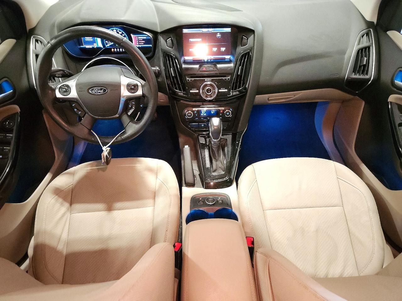 2014 Ford Focus Bev Silver vin: 1FADP3R4XEL330308