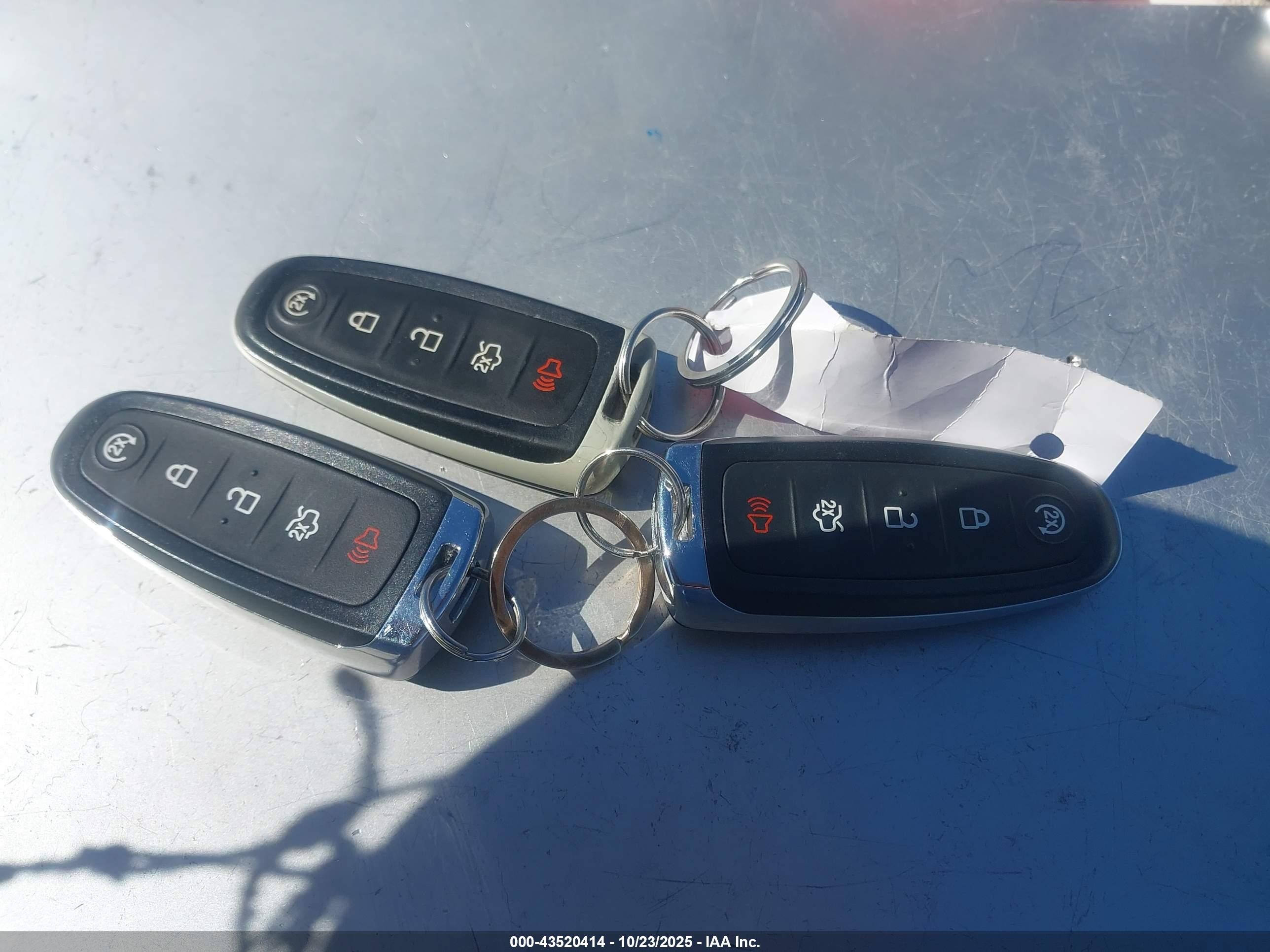 2014 Ford Focus Electric   White vin: 1FADP3R4XEL349912