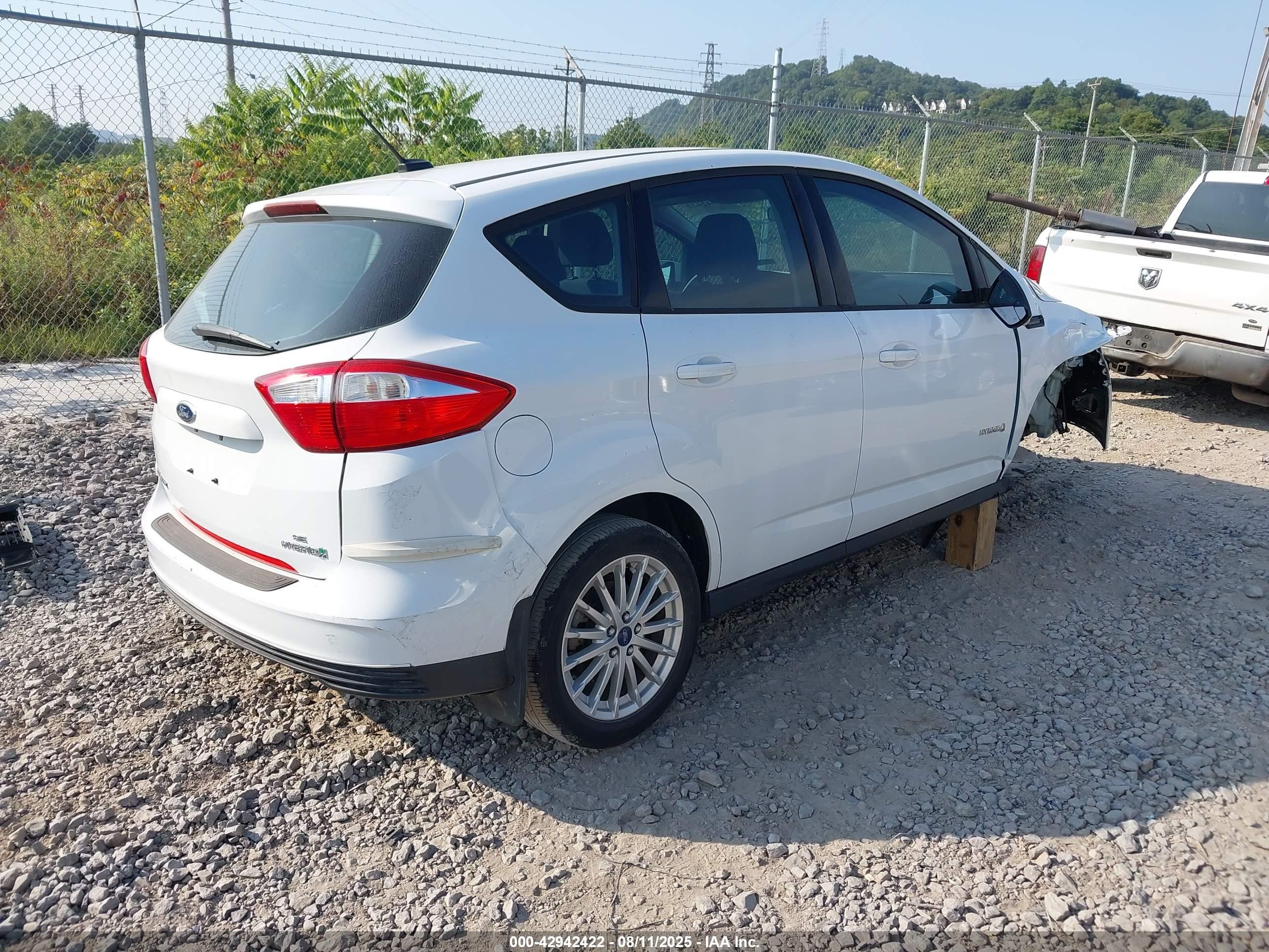 2013 Ford C-max Hybrid Se White vin: 1FADP5AU0DL527753
