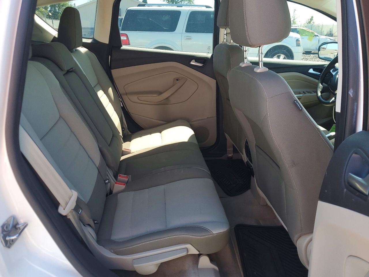 2013 Ford C-max Se White vin: 1FADP5AU0DL527817