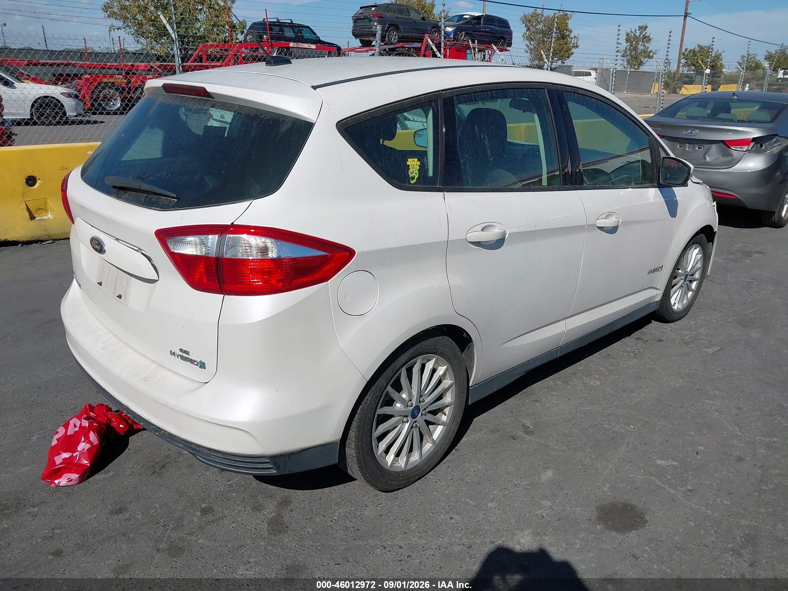 2013 Ford C-max Se White vin: 1FADP5AU0DL528143