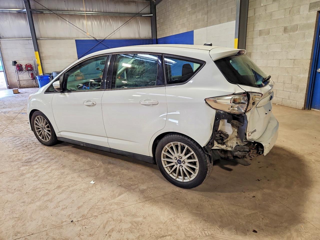 2013 Ford C-max Se White vin: 1FADP5AU0DL536162