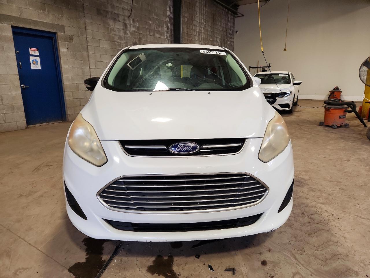 2013 Ford C-max Se White vin: 1FADP5AU0DL536162