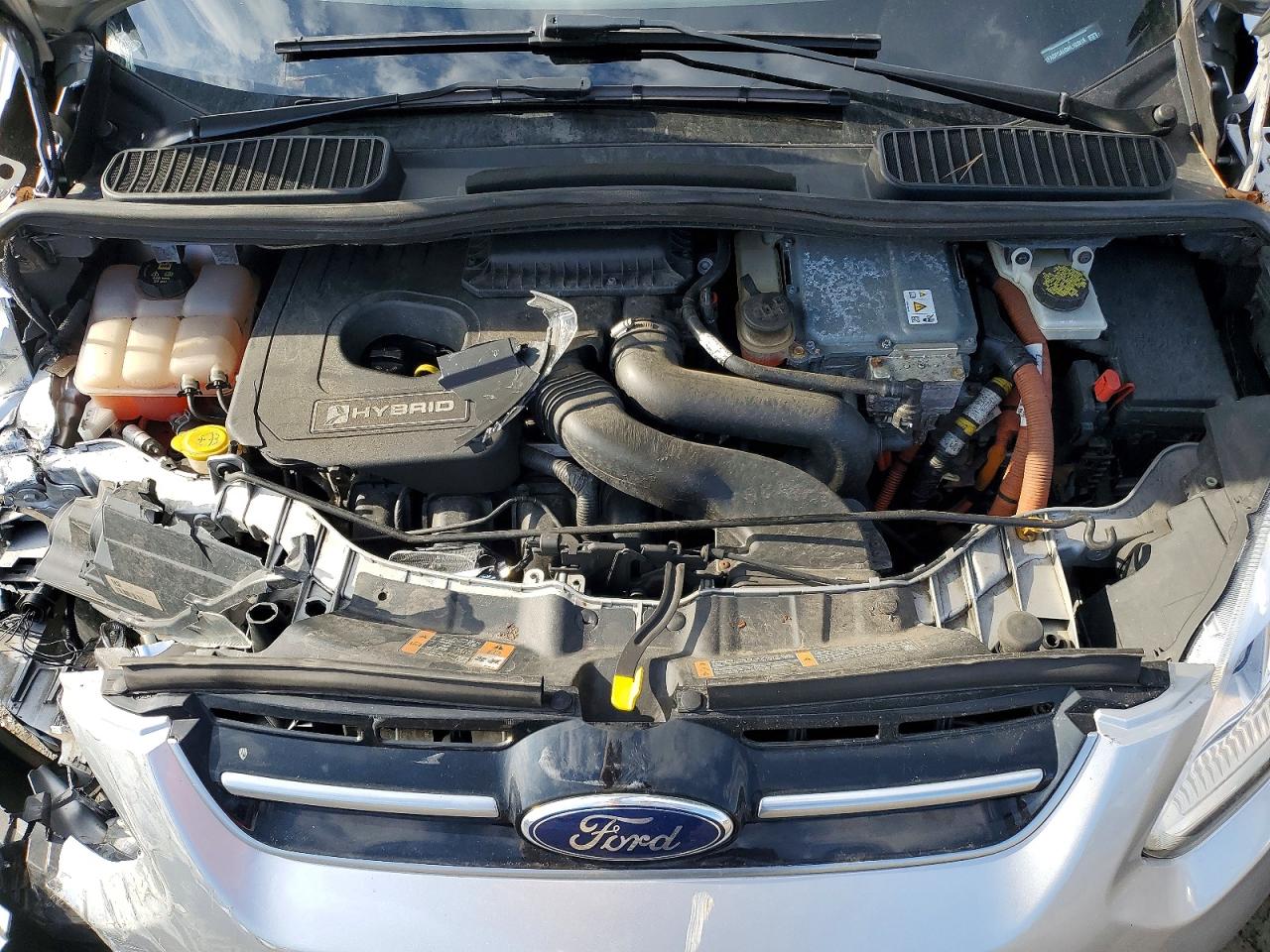 2017 Ford C-max Se Серебряный vin: 1FADP5AU0HL103818