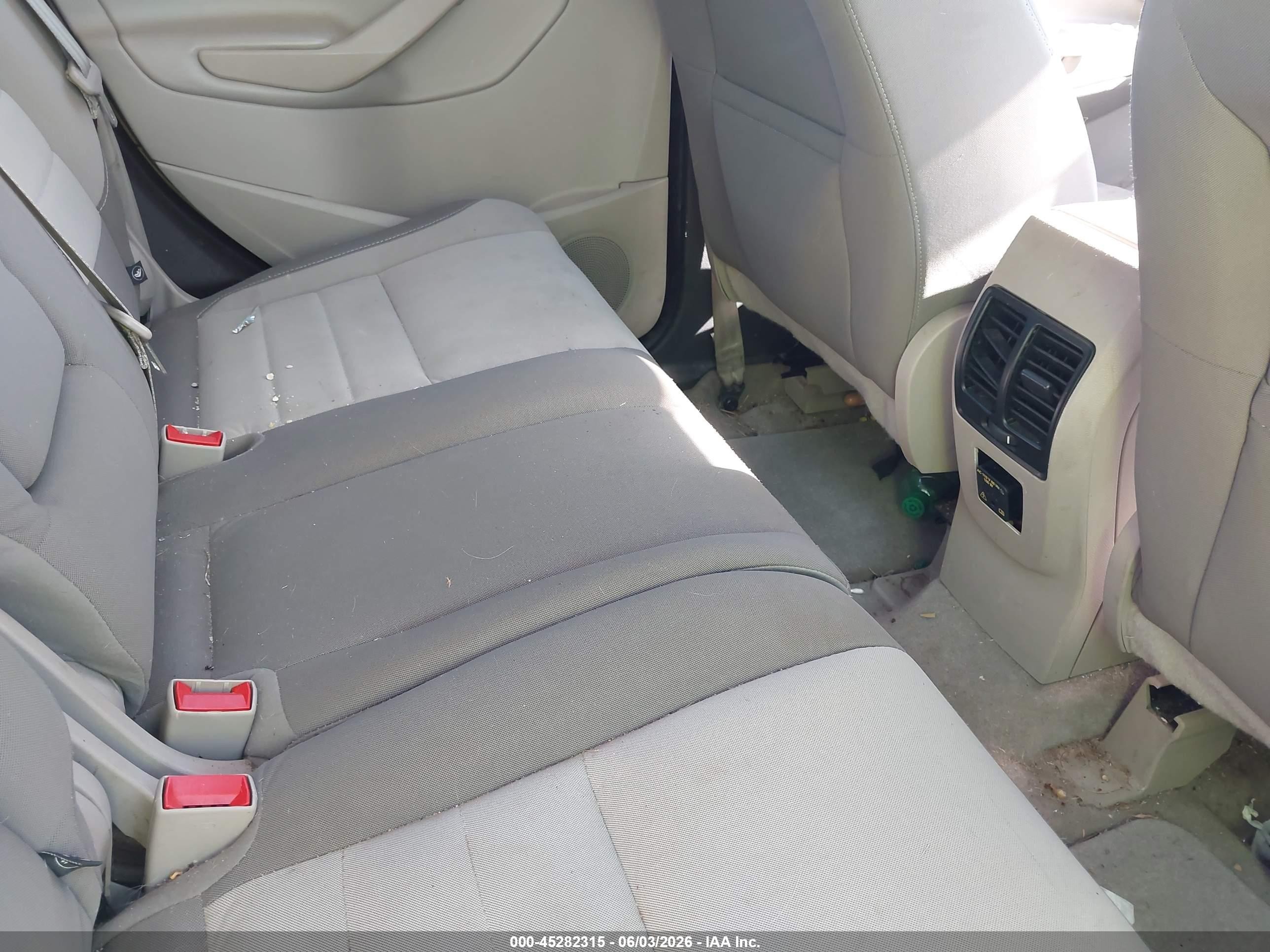 2013 Ford C-max Hybrid Se Burgundy vin: 1FADP5AU1DL531553