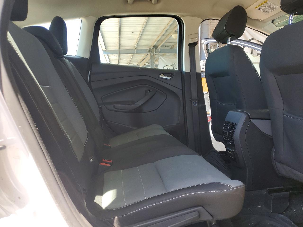 2015 Ford C-max Se White vin: 1FADP5AU1FL101167