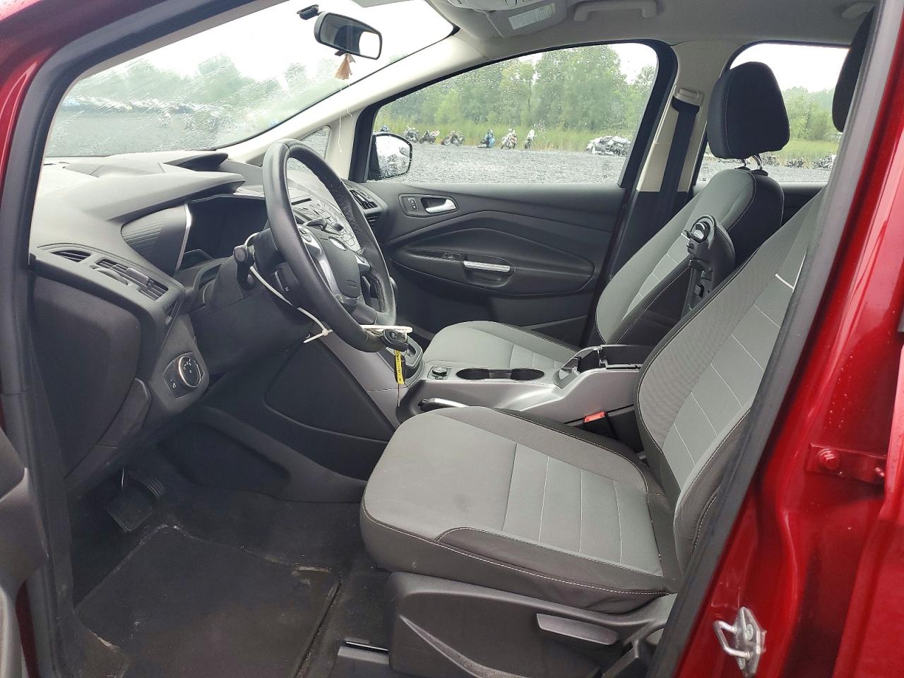 2015 Ford C-max Se Red vin: 1FADP5AU1FL108328
