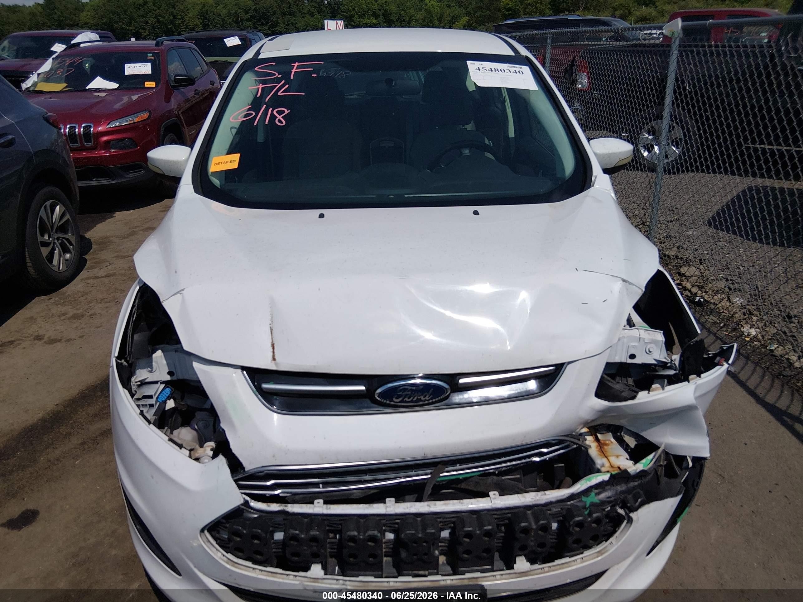 2015 Ford C-max Hybrid Se White vin: 1FADP5AU1FL117563