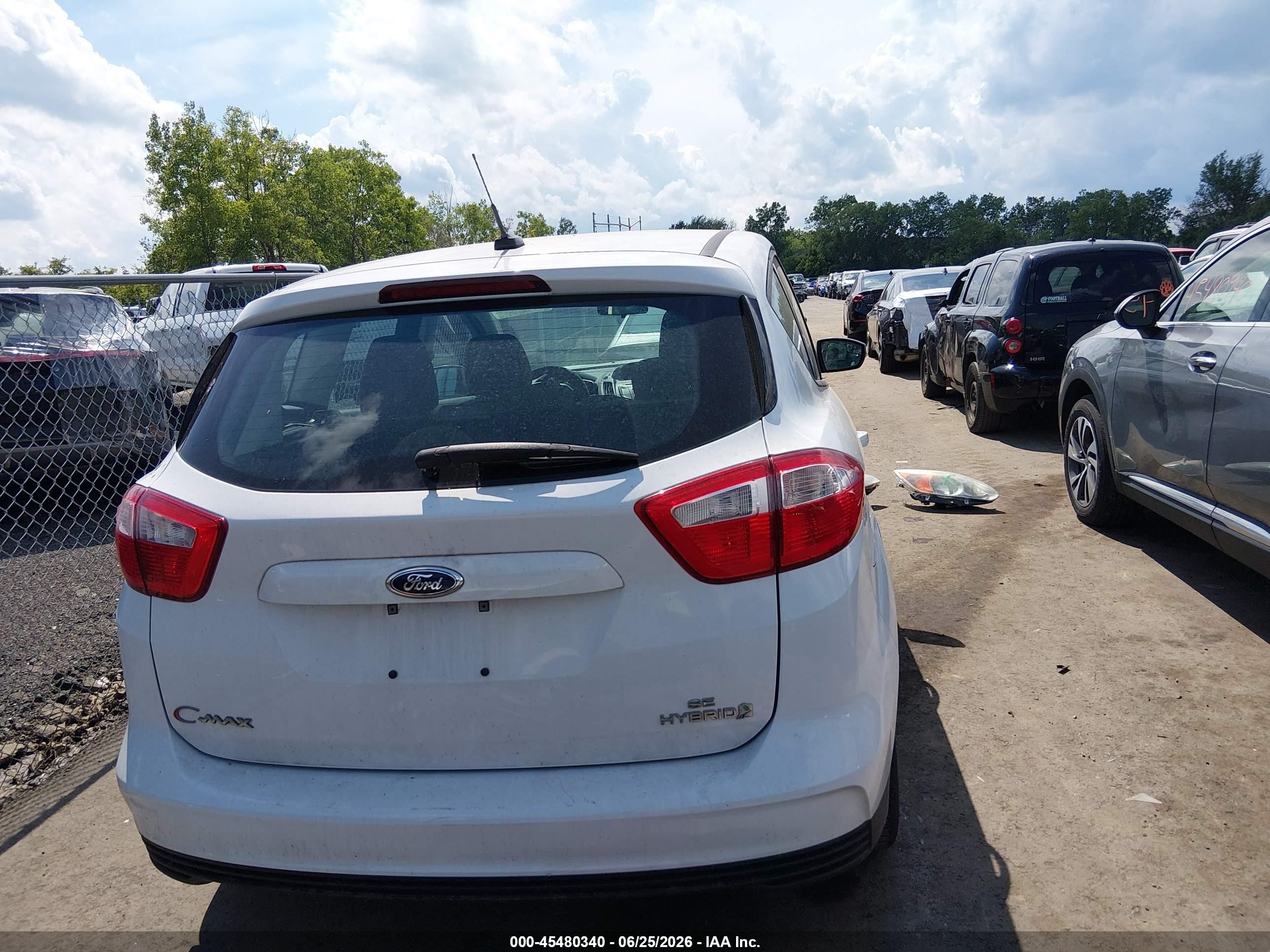 2015 Ford C-max Hybrid Se White vin: 1FADP5AU1FL117563