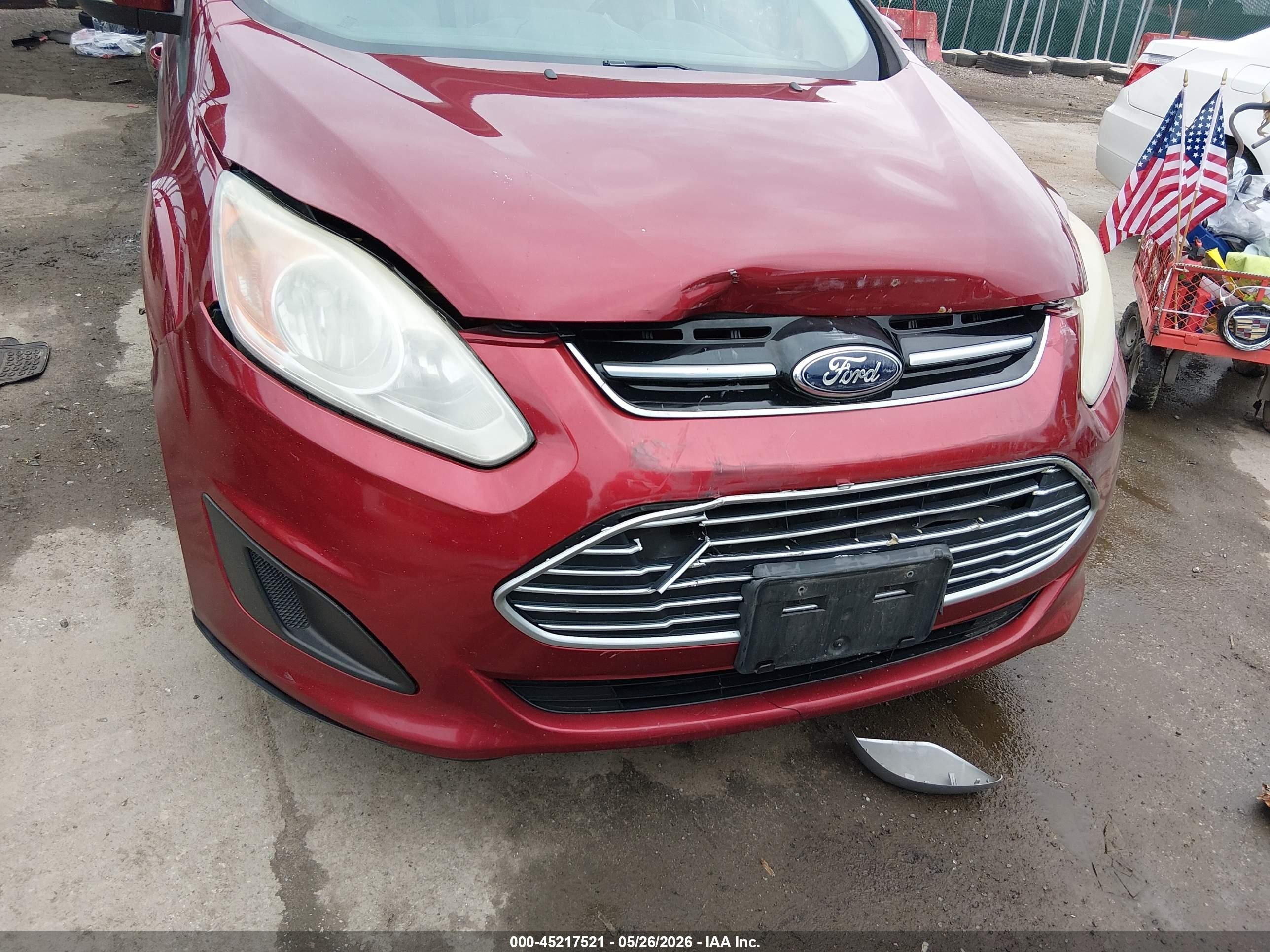 2013 Ford C-max Hybrid Se Red vin: 1FADP5AU2DL526801