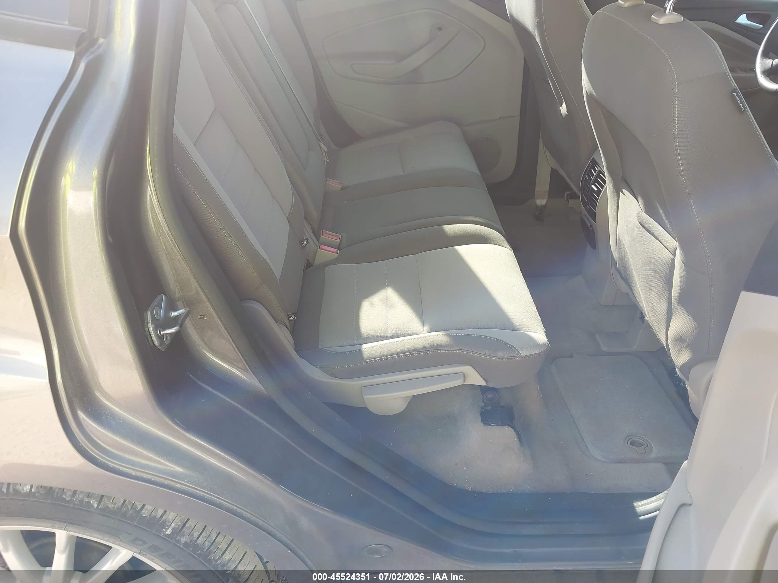 2014 Ford C-max Hybrid Se Gray vin: 1FADP5AU2EL517338