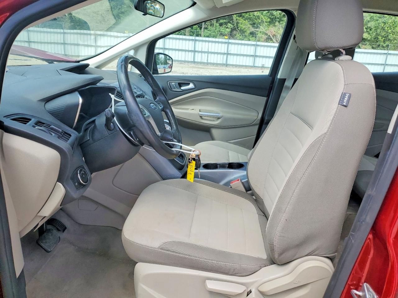 2015 Ford C-max Se Red vin: 1FADP5AU2FL100187