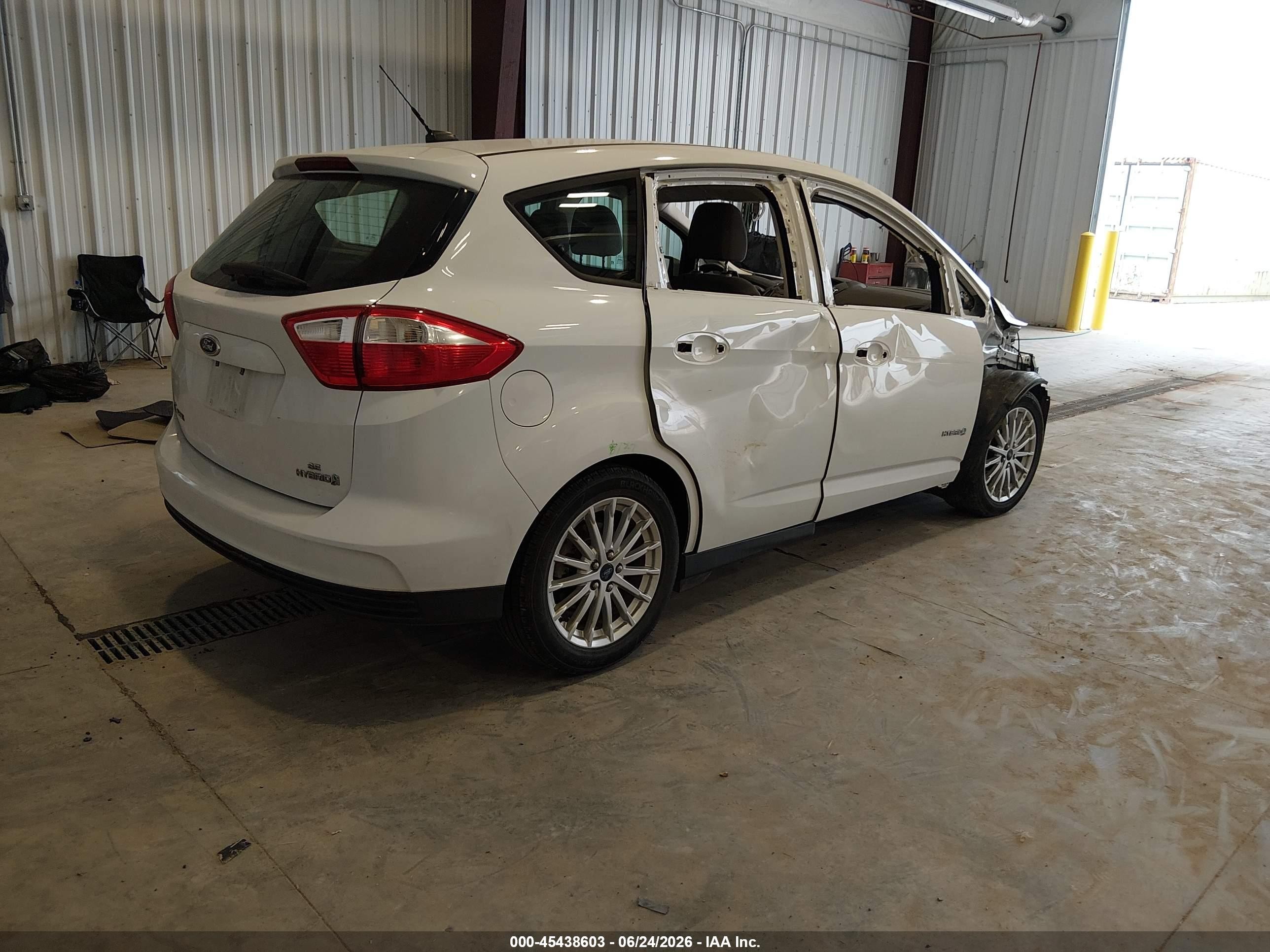 2015 Ford C-max Hybrid Se Белый vin: 1FADP5AU2FL105681
