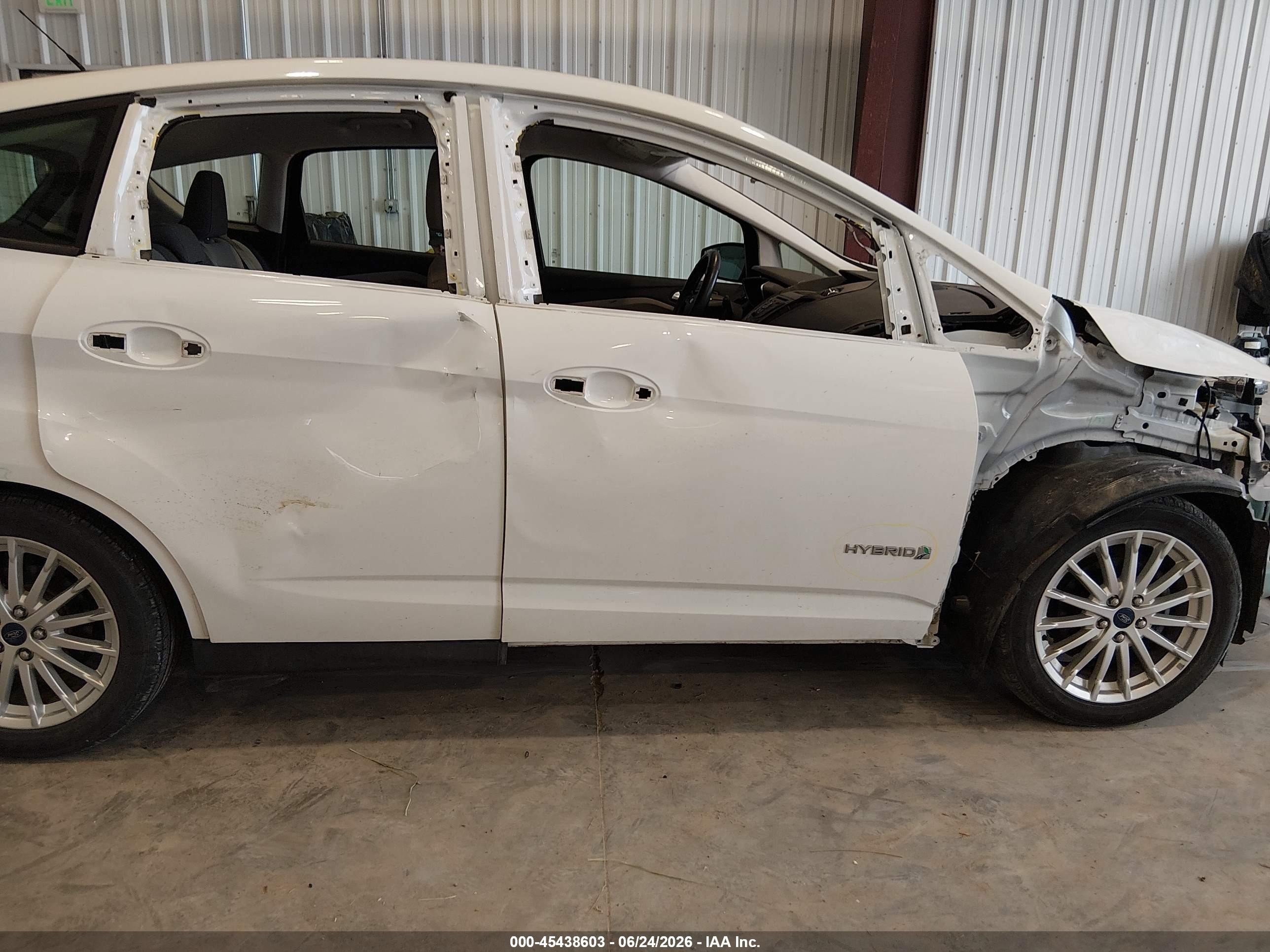 2015 Ford C-max Hybrid Se Белый vin: 1FADP5AU2FL105681