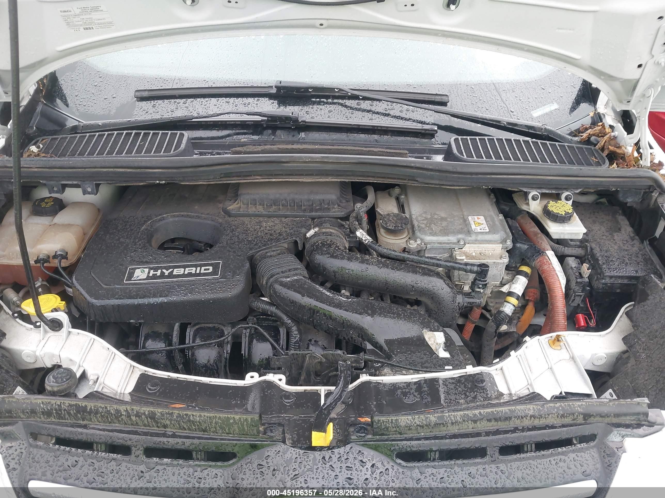 2015 Ford C-max Hybrid Se Белый vin: 1FADP5AU2FL107530
