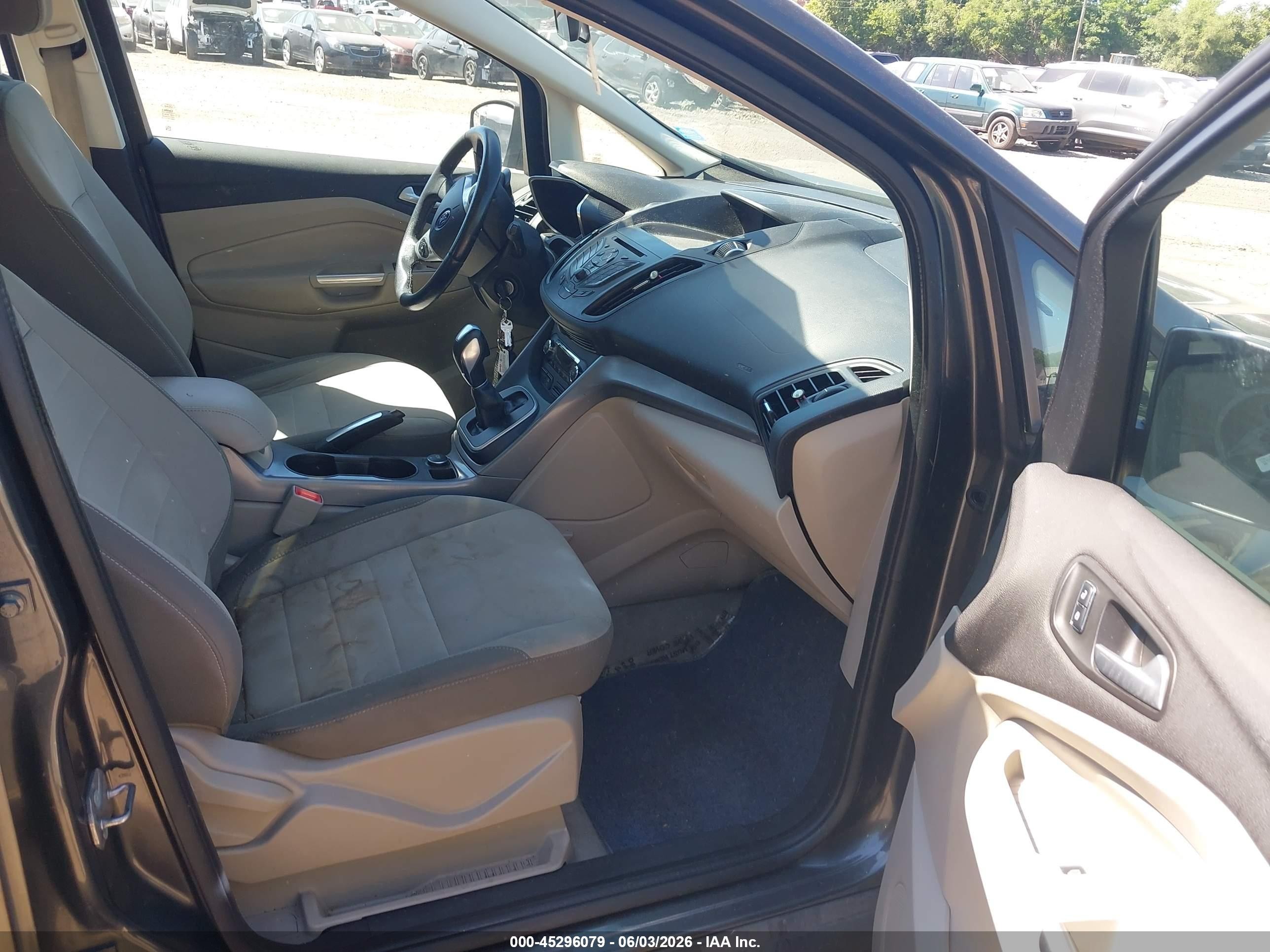 2015 Ford C-max Hybrid Se Gray vin: 1FADP5AU2FL117569