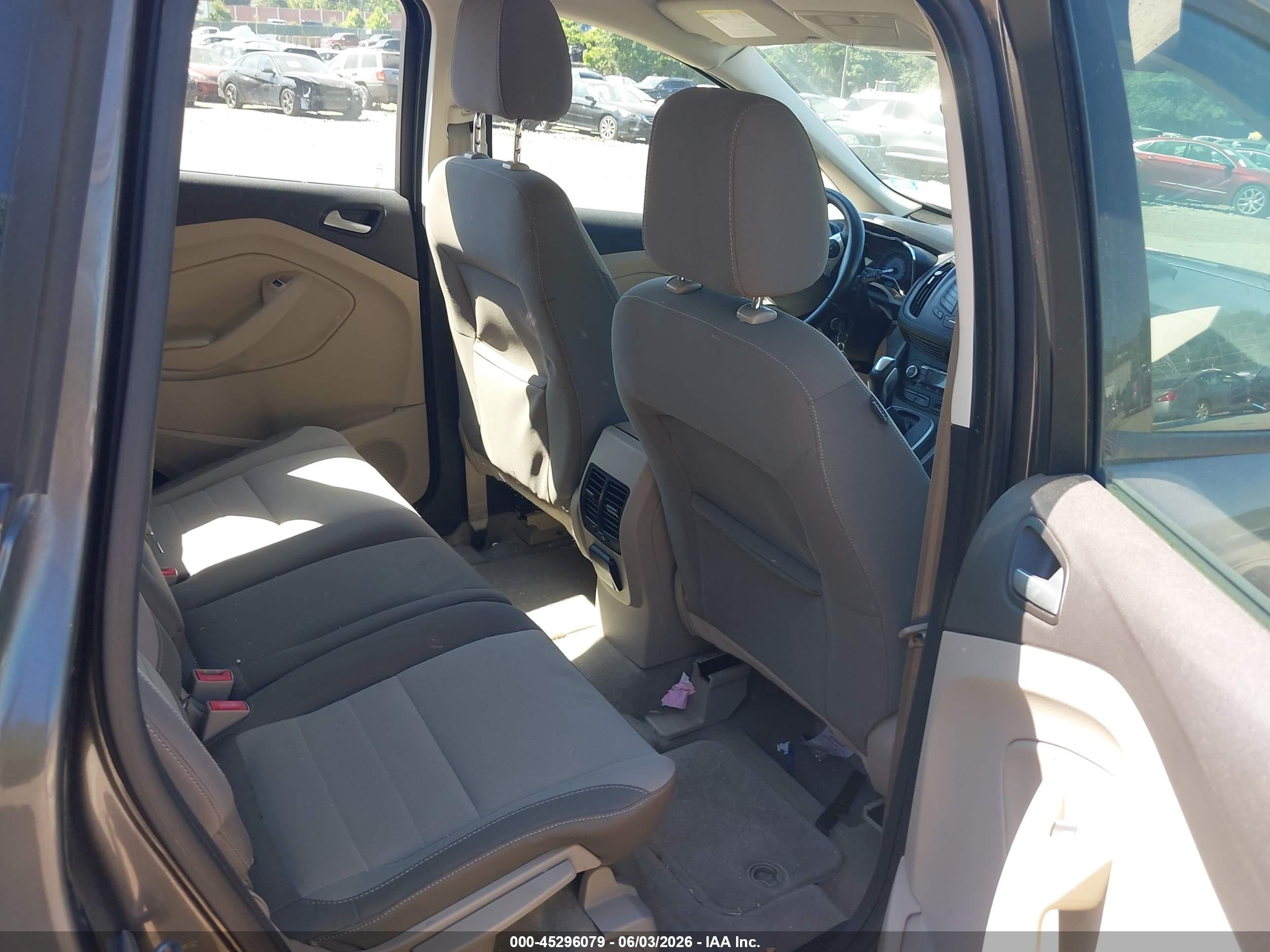 2015 Ford C-max Hybrid Se Gray vin: 1FADP5AU2FL117569