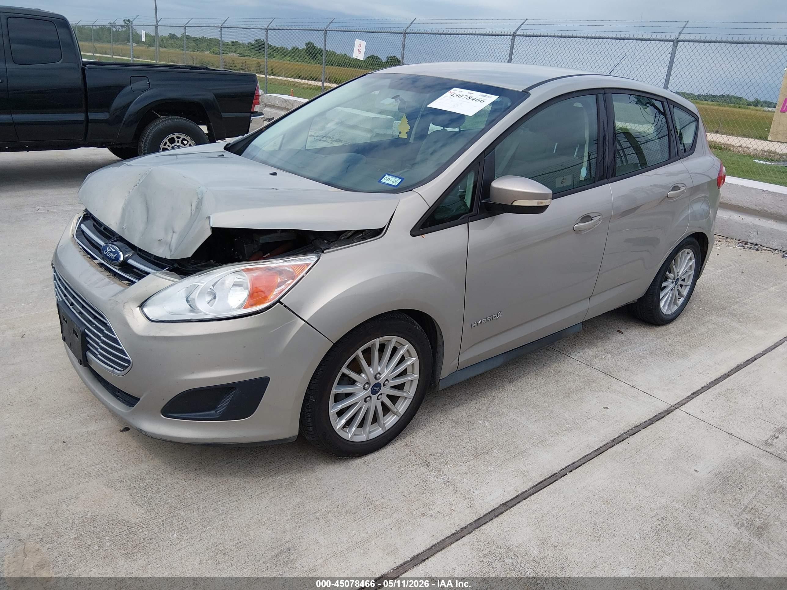 2015 Ford C-max Hybrid Se Beige vin: 1FADP5AU2FL117605