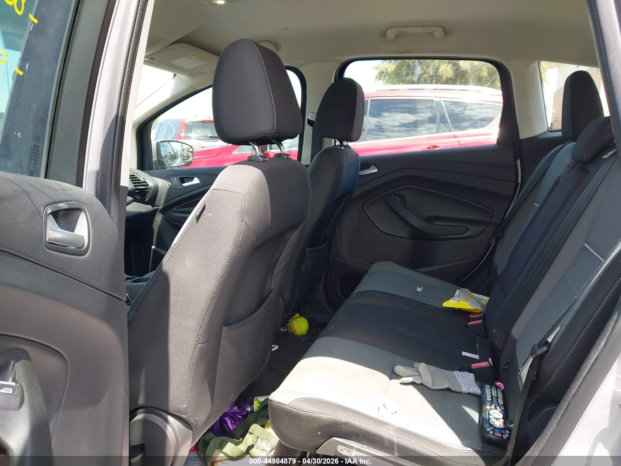 2015 Ford C-max Hybrid Se Silver vin: 1FADP5AU2FL124912