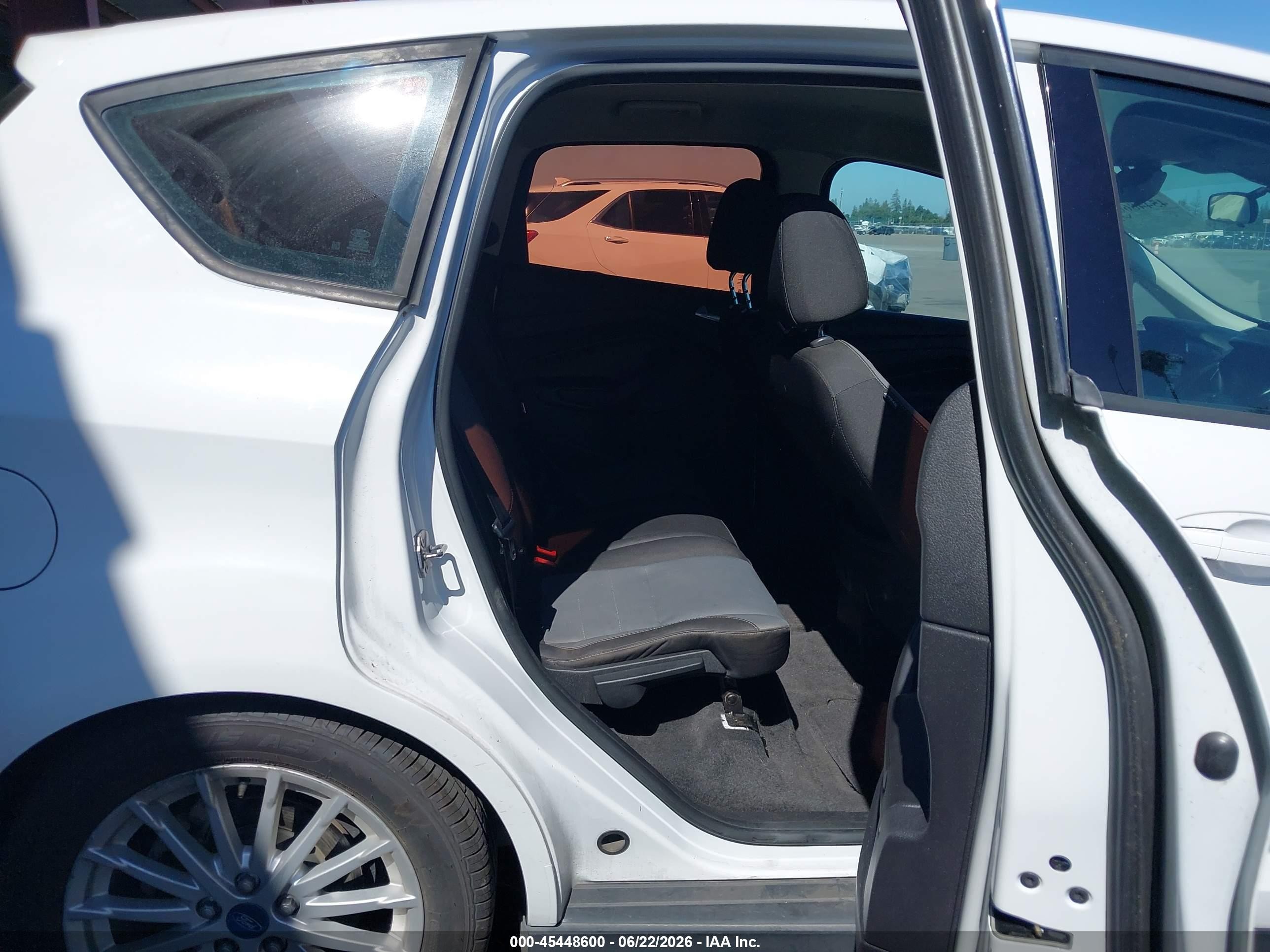 2013 Ford C-max Hybrid Se White vin: 1FADP5AU3DL511773