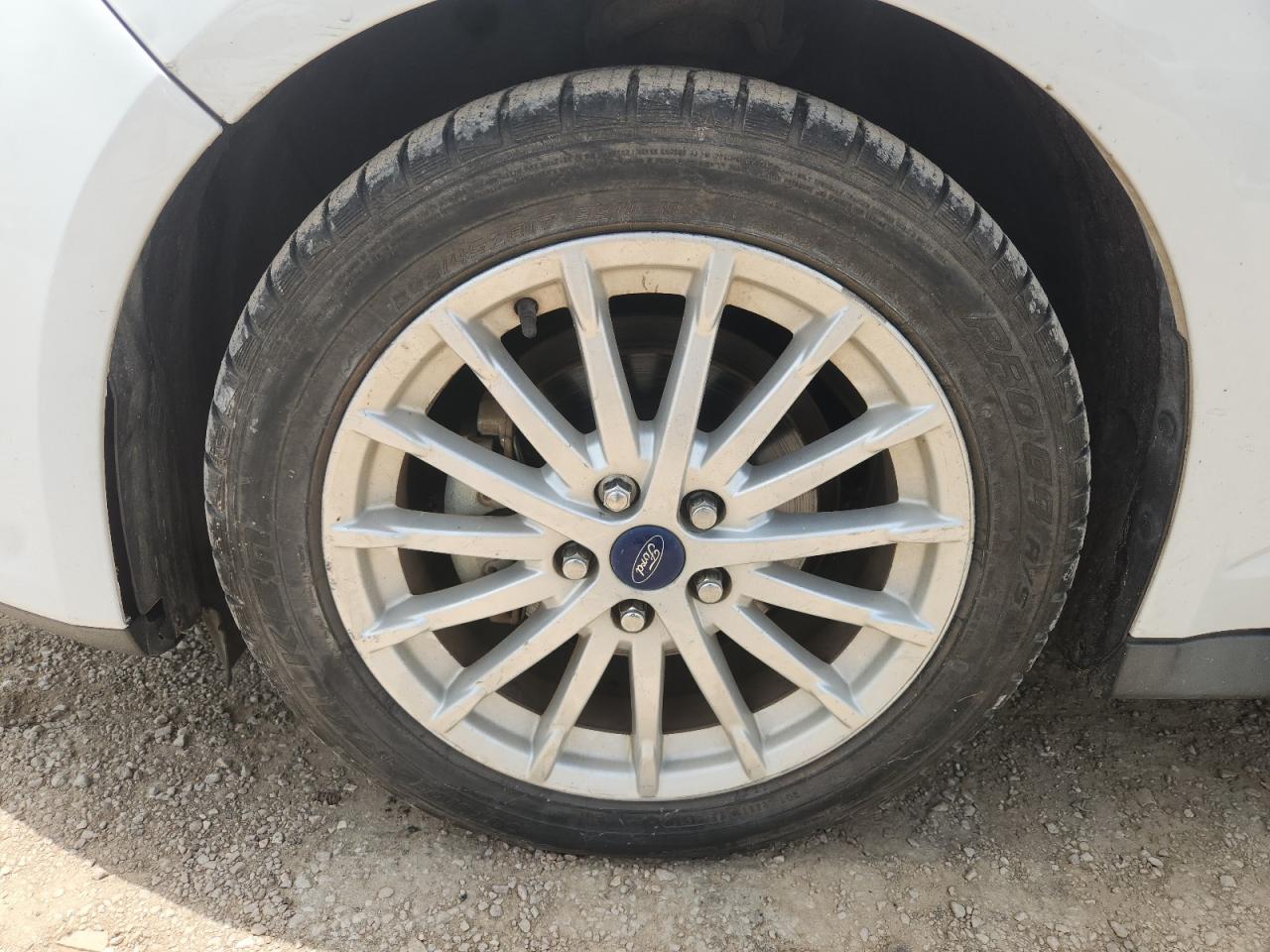2013 Ford C-max Se White vin: 1FADP5AU3DL524488 Damage: Left Front Wheel, Curb Rash, > 12 Inches