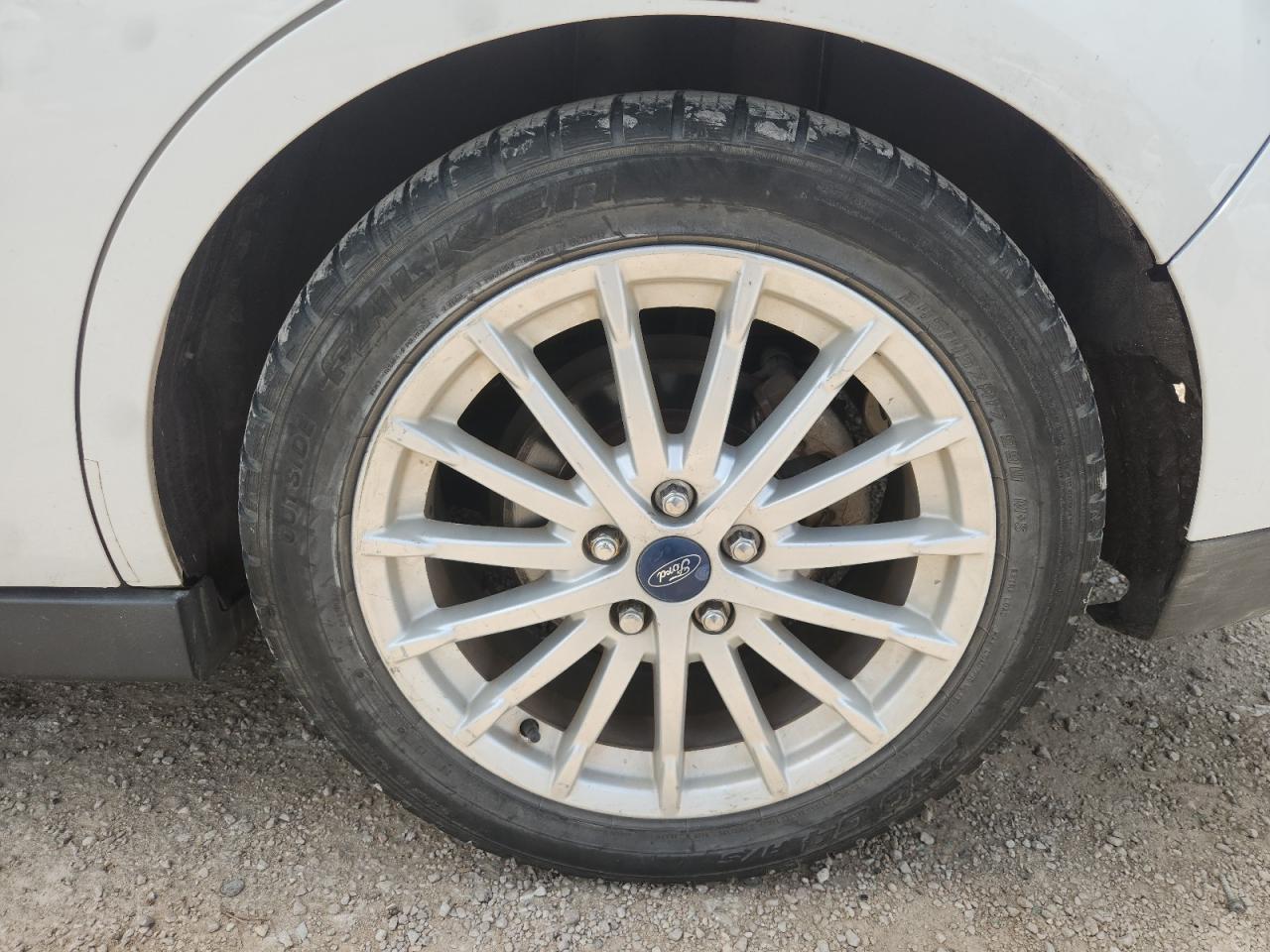 2013 Ford C-max Se White vin: 1FADP5AU3DL524488 Damage: Left Rear Wheel, Curb Rash, 5 To 6 Inches