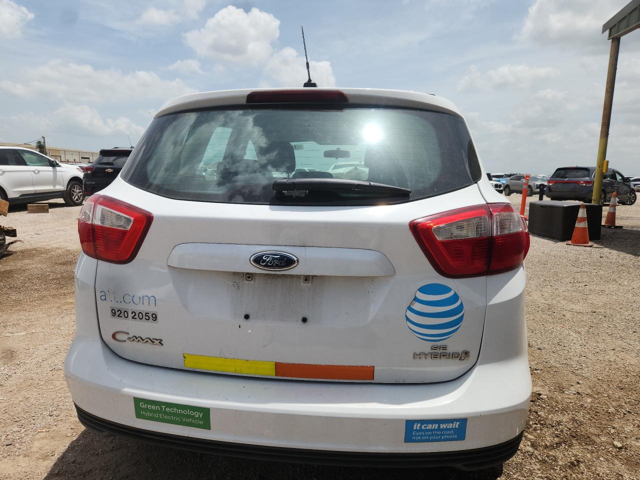 2013 Ford C-max Se White vin: 1FADP5AU3DL524488 Damage: Rear Bumper/Cover, Scraped, 3 To 4 Inches