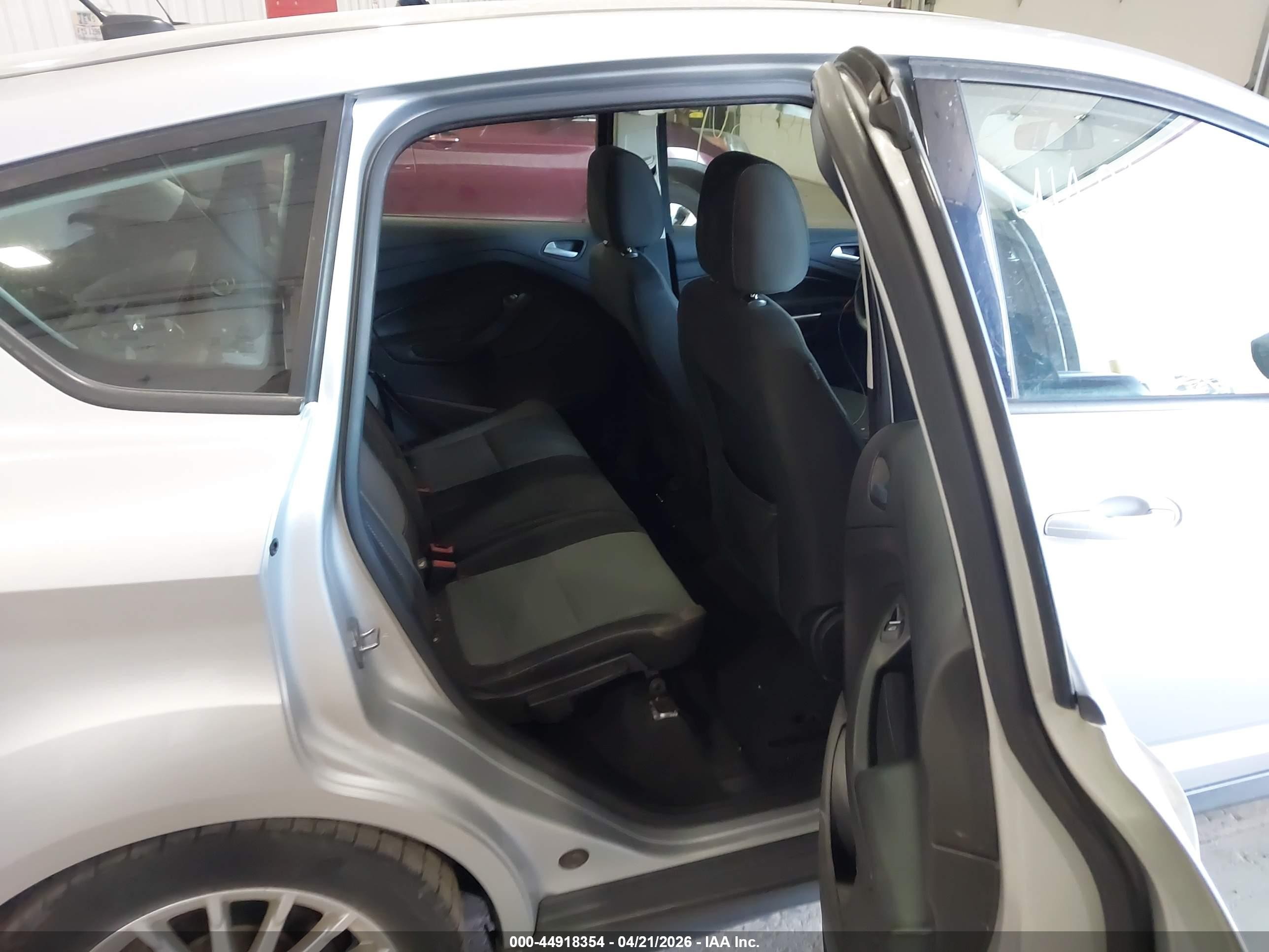 2016 Ford C-max Hybrid Se Silver vin: 1FADP5AU3GL109062