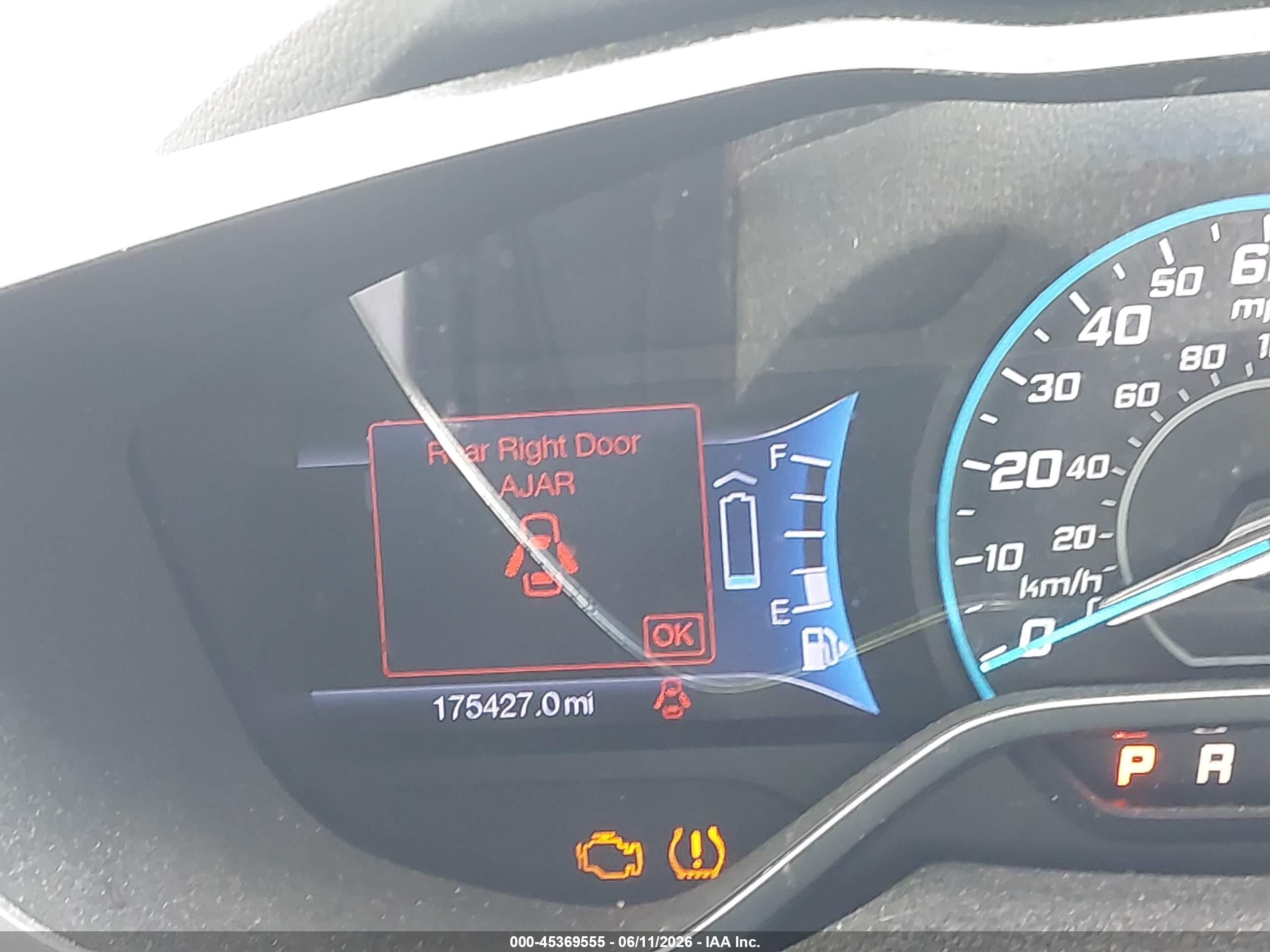2013 Ford C-max Hybrid Se Белый vin: 1FADP5AU4DL517324