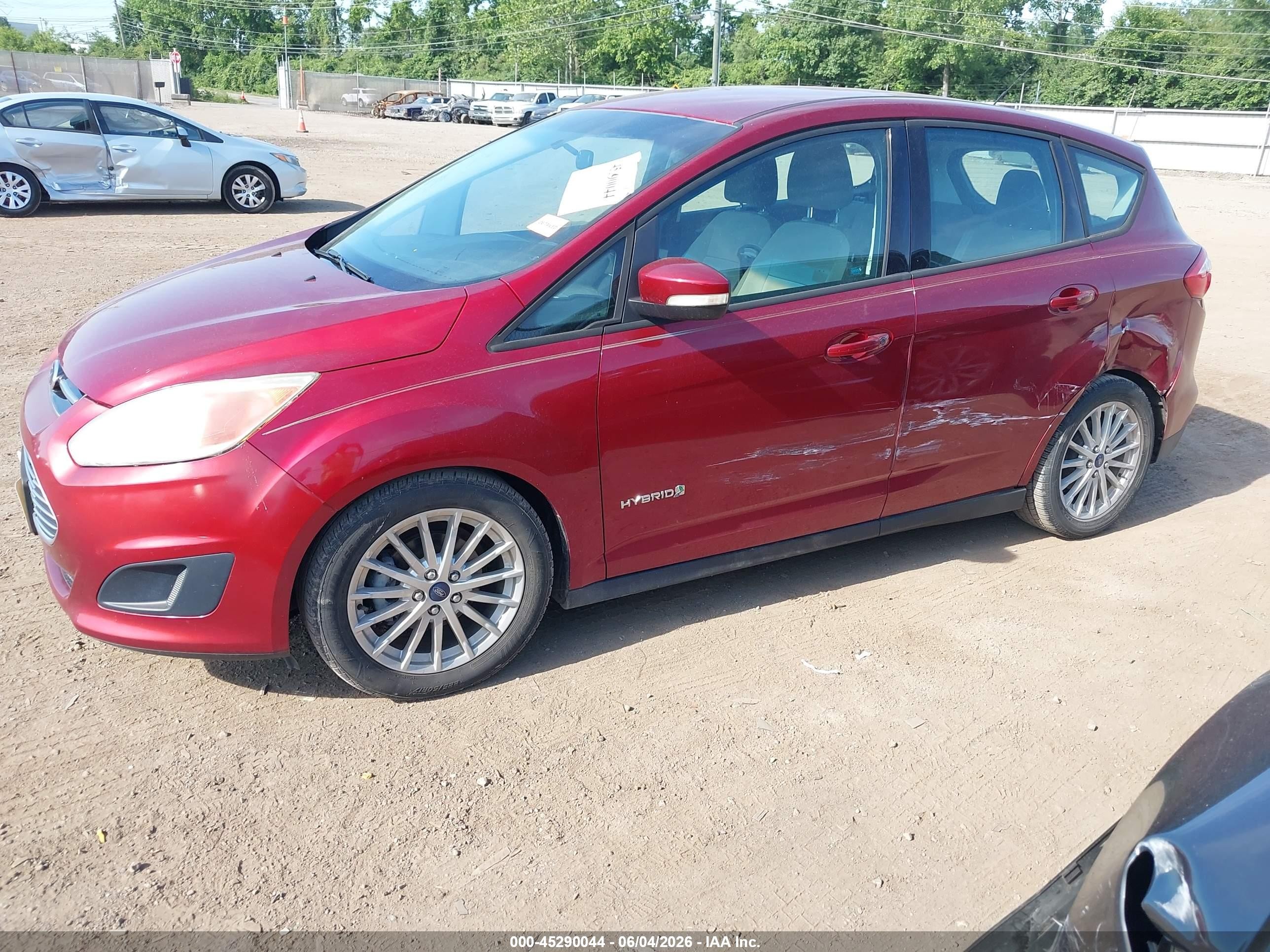 2013 Ford C-max Hybrid Se Темно-бордовый vin: 1FADP5AU4DL544636