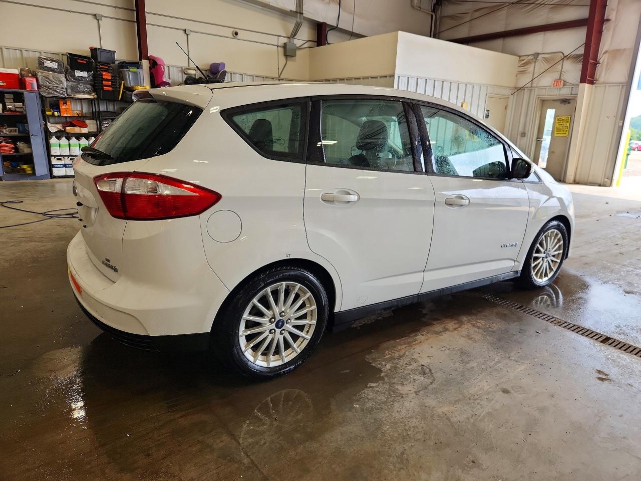 2015 Ford C-max Se White vin: 1FADP5AU4FL101373