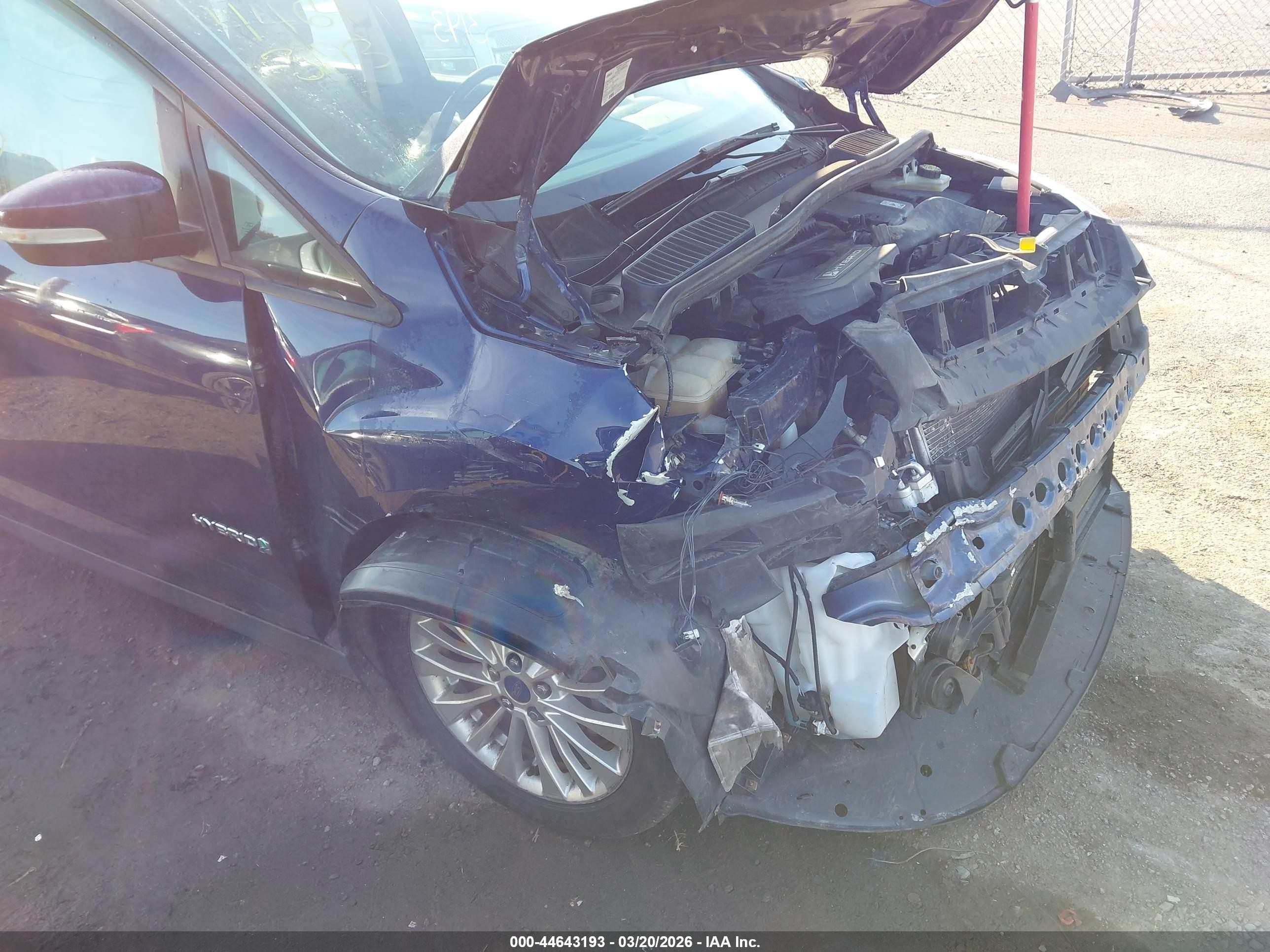 2017 Ford C-max Hybrid Se Blue vin: 1FADP5AU4HL105278