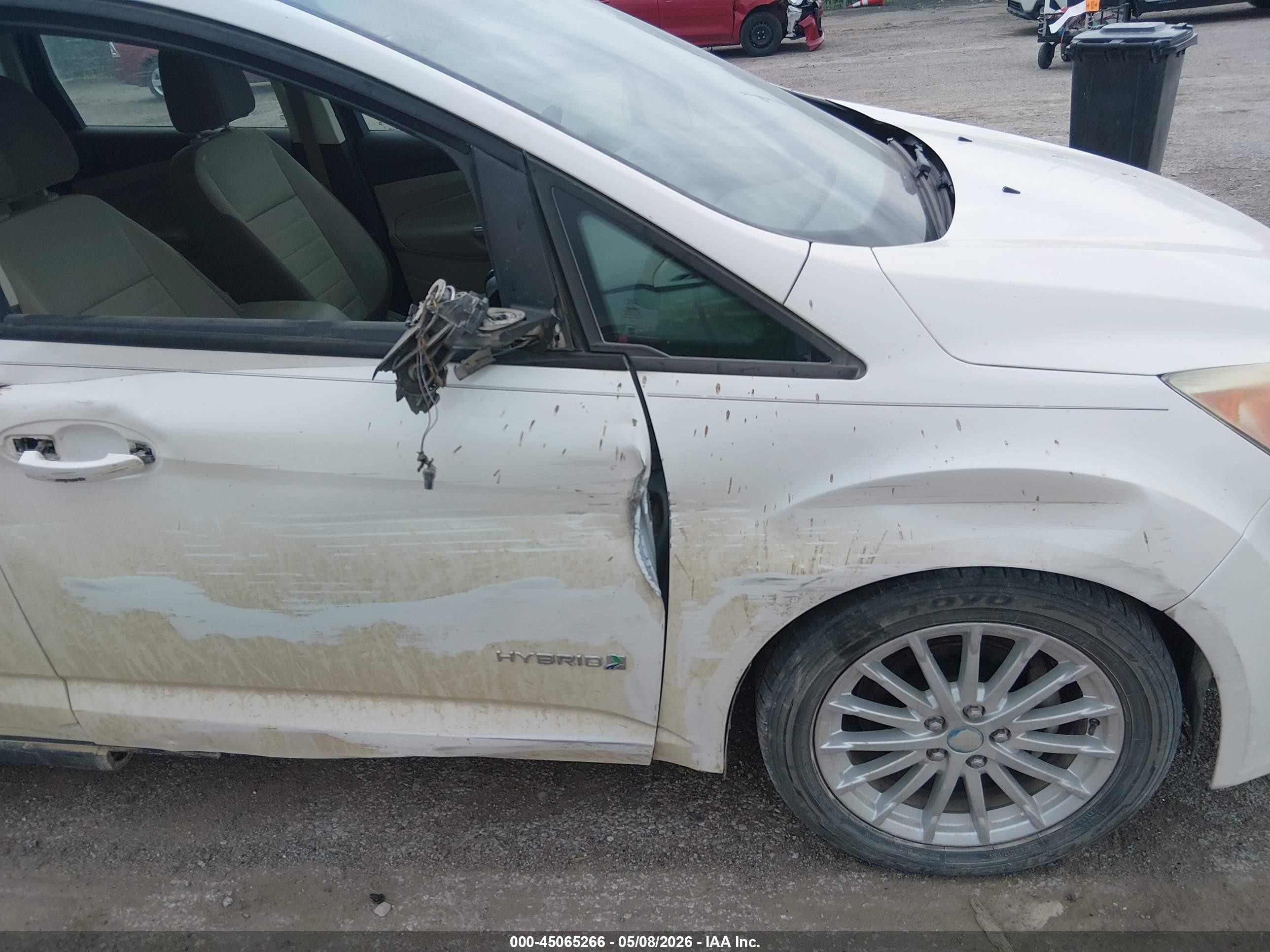 2013 Ford C-max Hybrid Se White vin: 1FADP5AU5DL521205