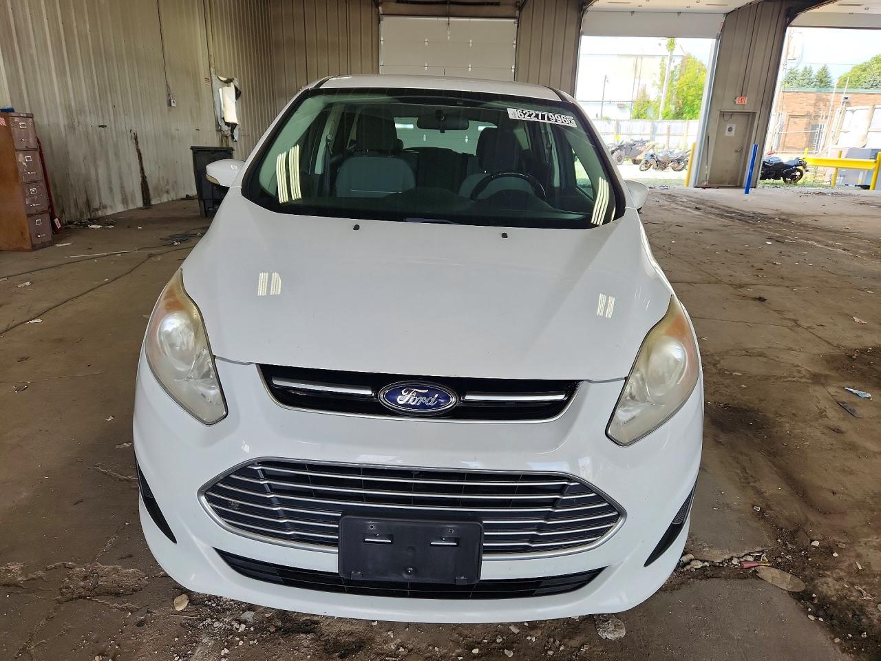 2013 Ford C-max Se Белый vin: 1FADP5AU5DL524511