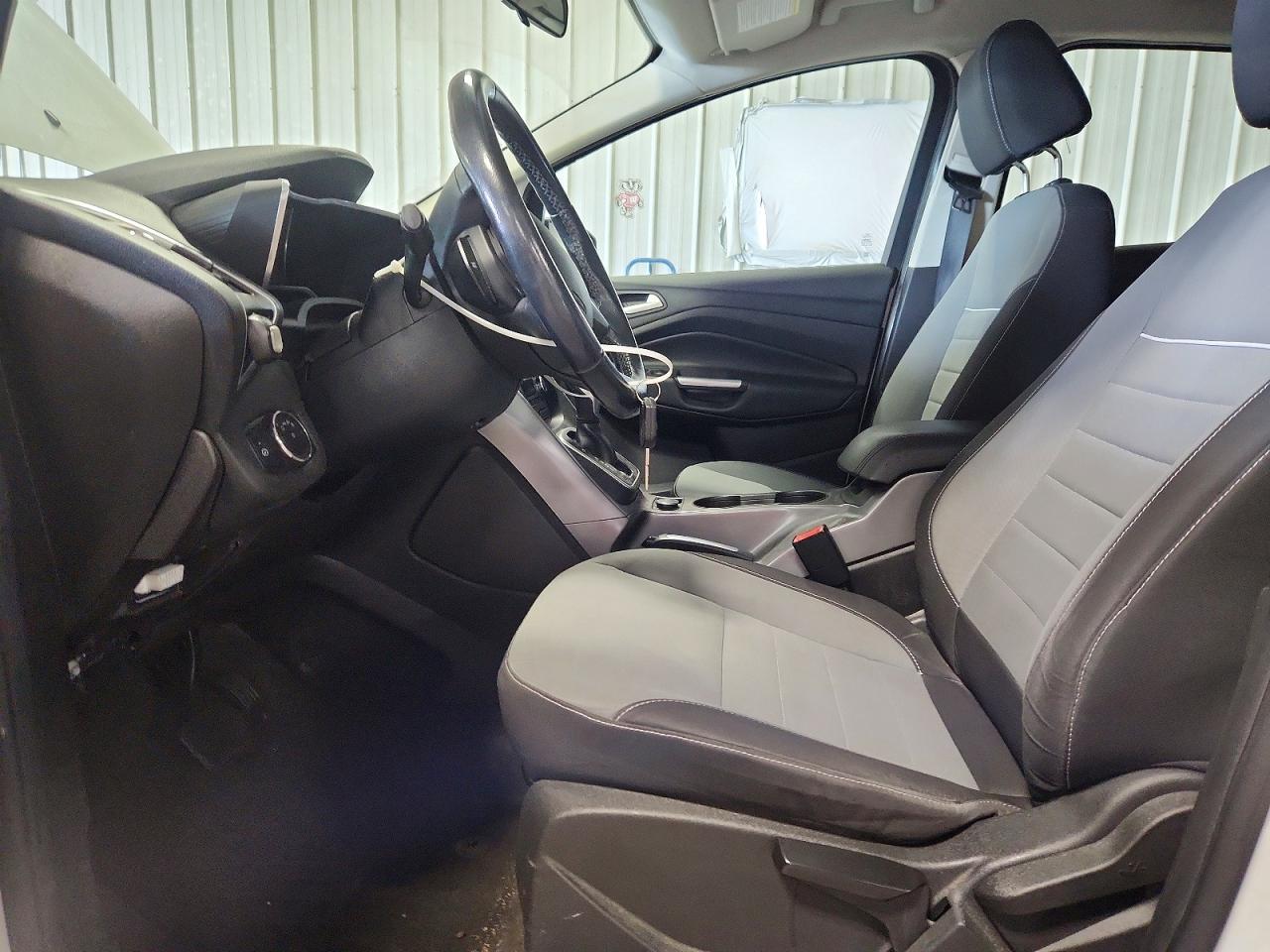 2013 Ford C-max Se Белый vin: 1FADP5AU5DL524511