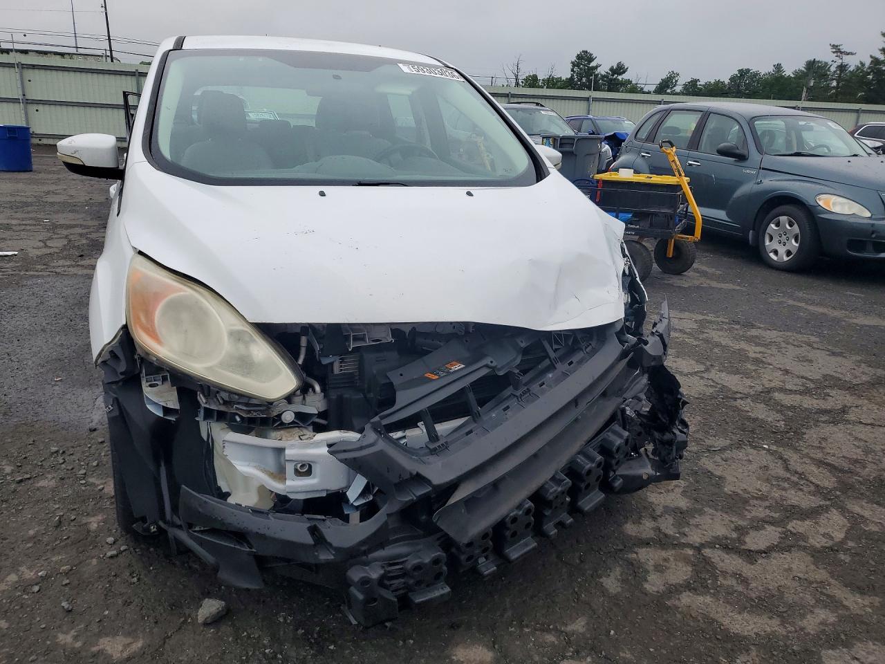 2013 Ford C-max Se Белый vin: 1FADP5AU5DL541647