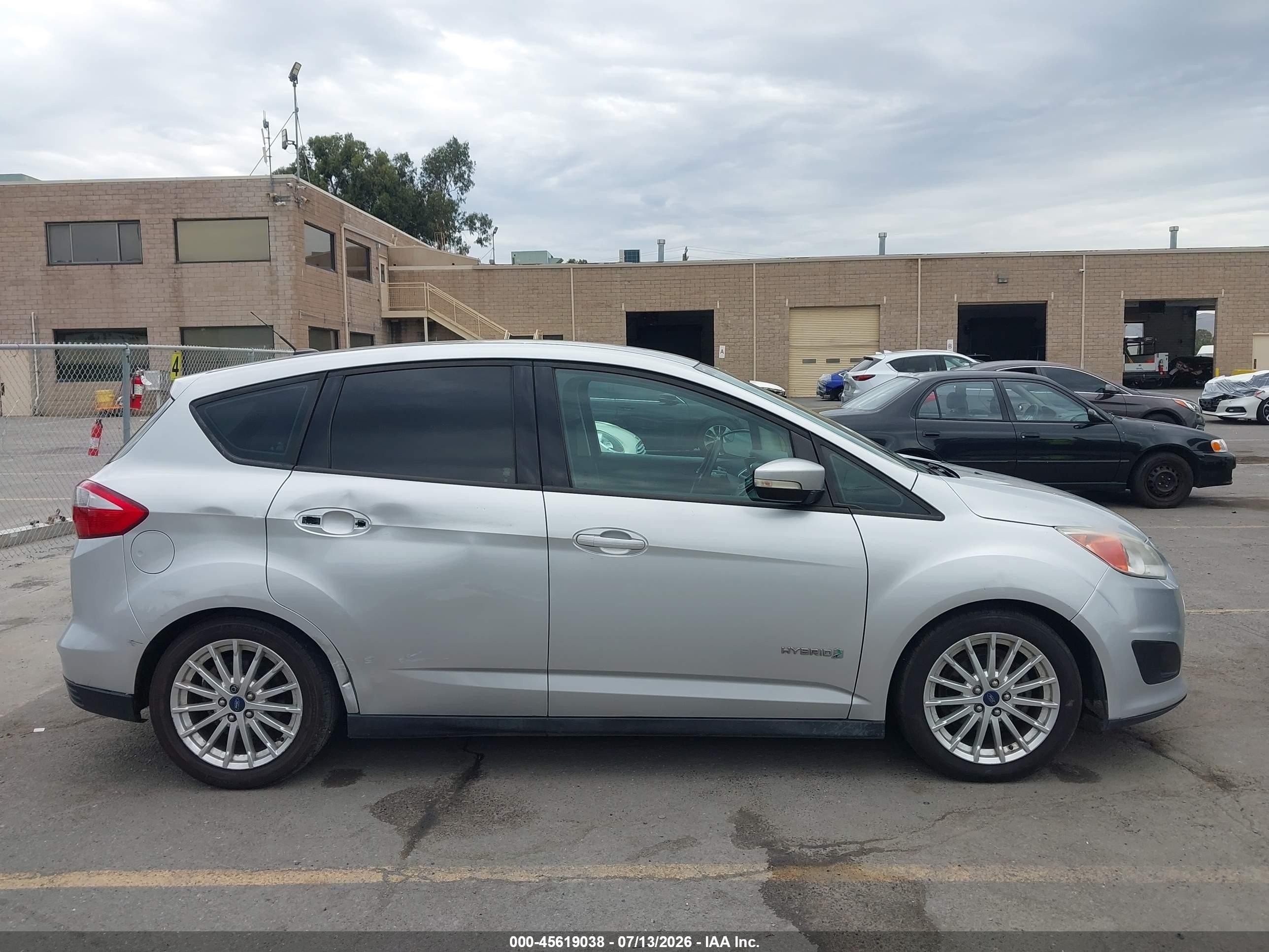 2013 Ford C-max Hybrid Se Silver vin: 1FADP5AU5DL554723