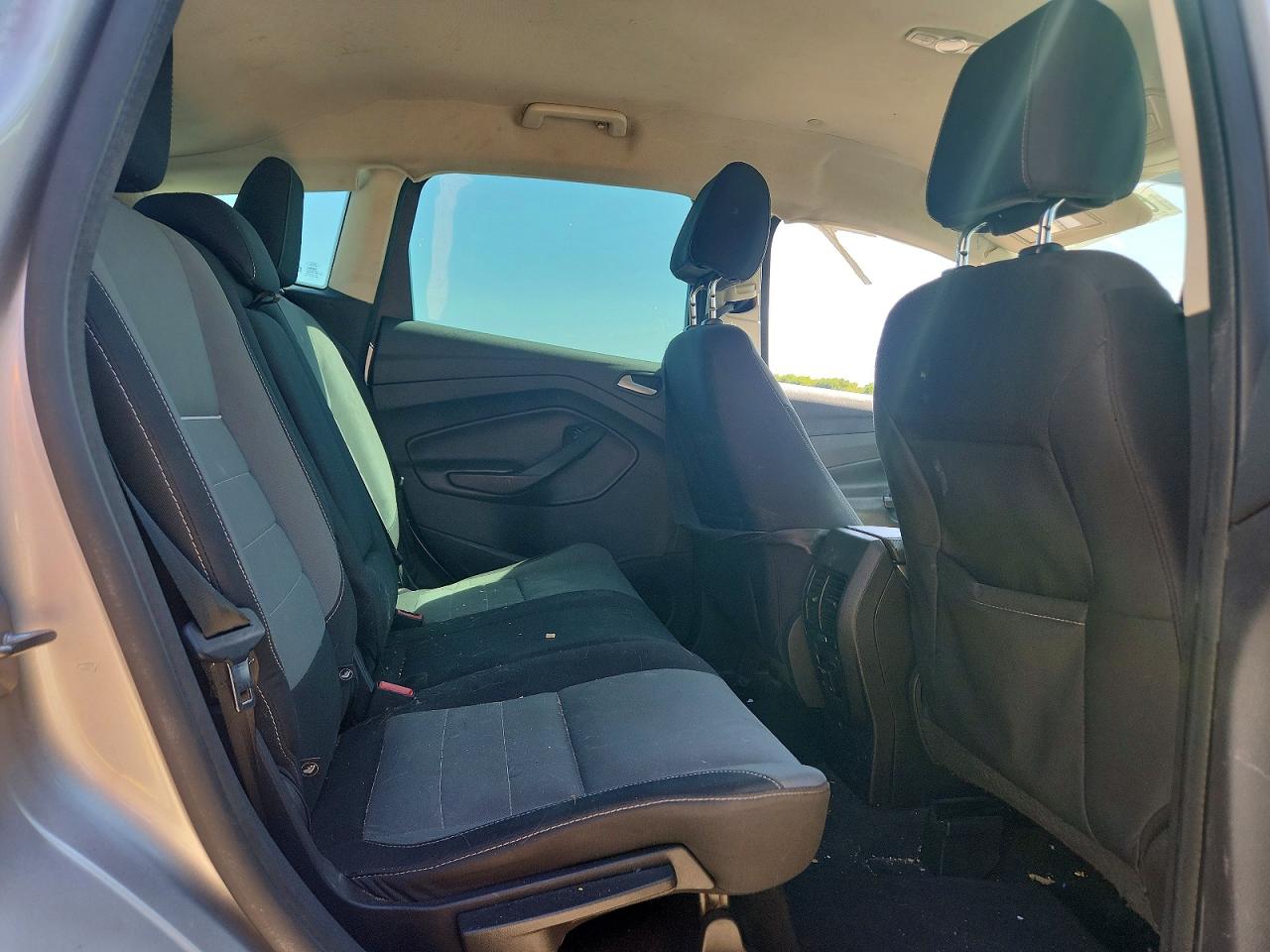 2015 Ford C-max Se Серебряный vin: 1FADP5AU5FL112074
