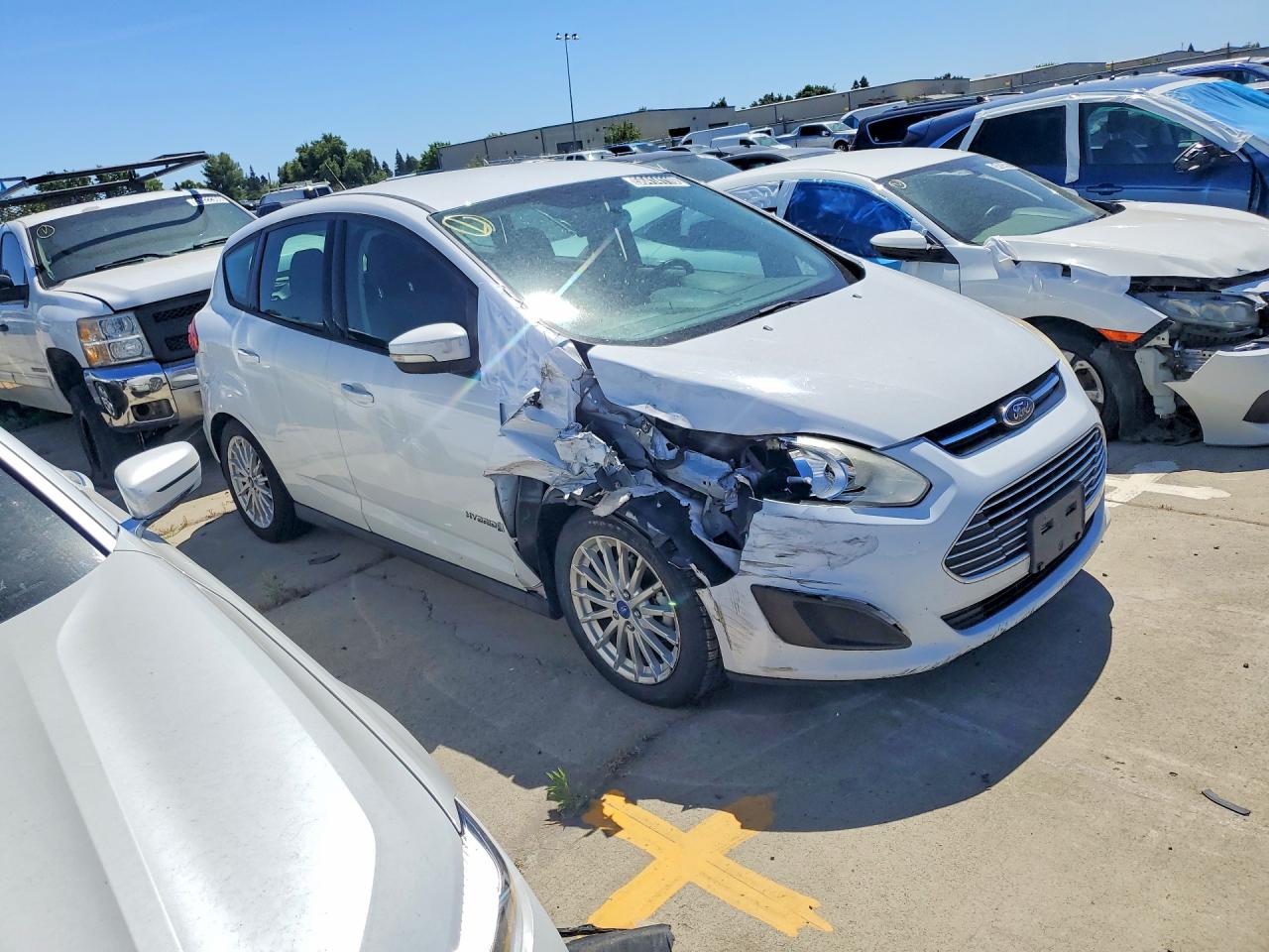 2013 Ford C-max Se White vin: 1FADP5AU6DL524419