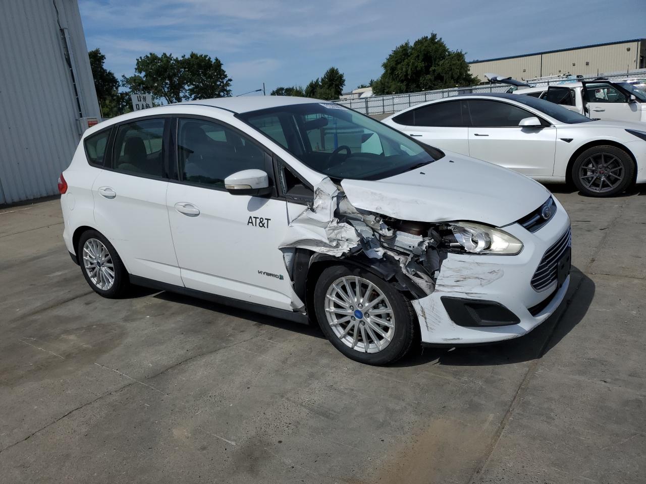 2013 Ford C-max Se White vin: 1FADP5AU6DL524419 Damage: Right Head Lamp, Broken, Replacement Required