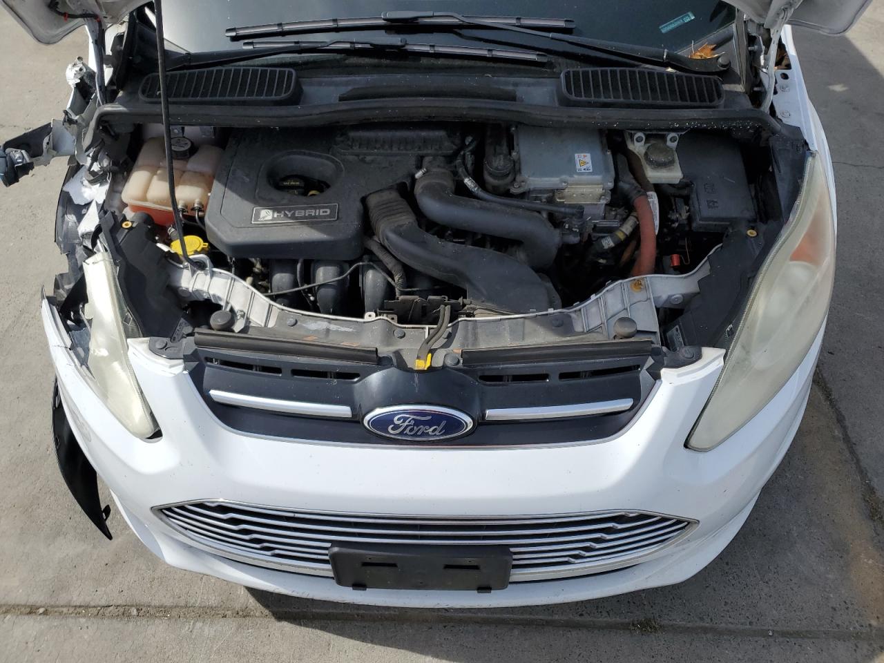 2013 Ford C-max Se White vin: 1FADP5AU6DL524419 Damage: Core Support, Broken, Replacement Required