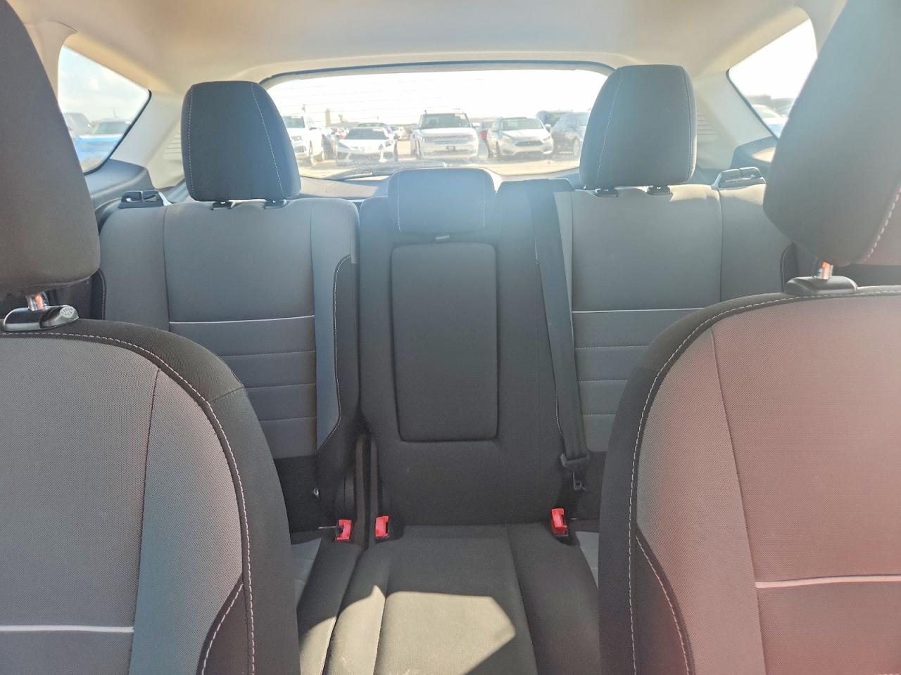 2013 Ford C-max Se White vin: 1FADP5AU6DL524484