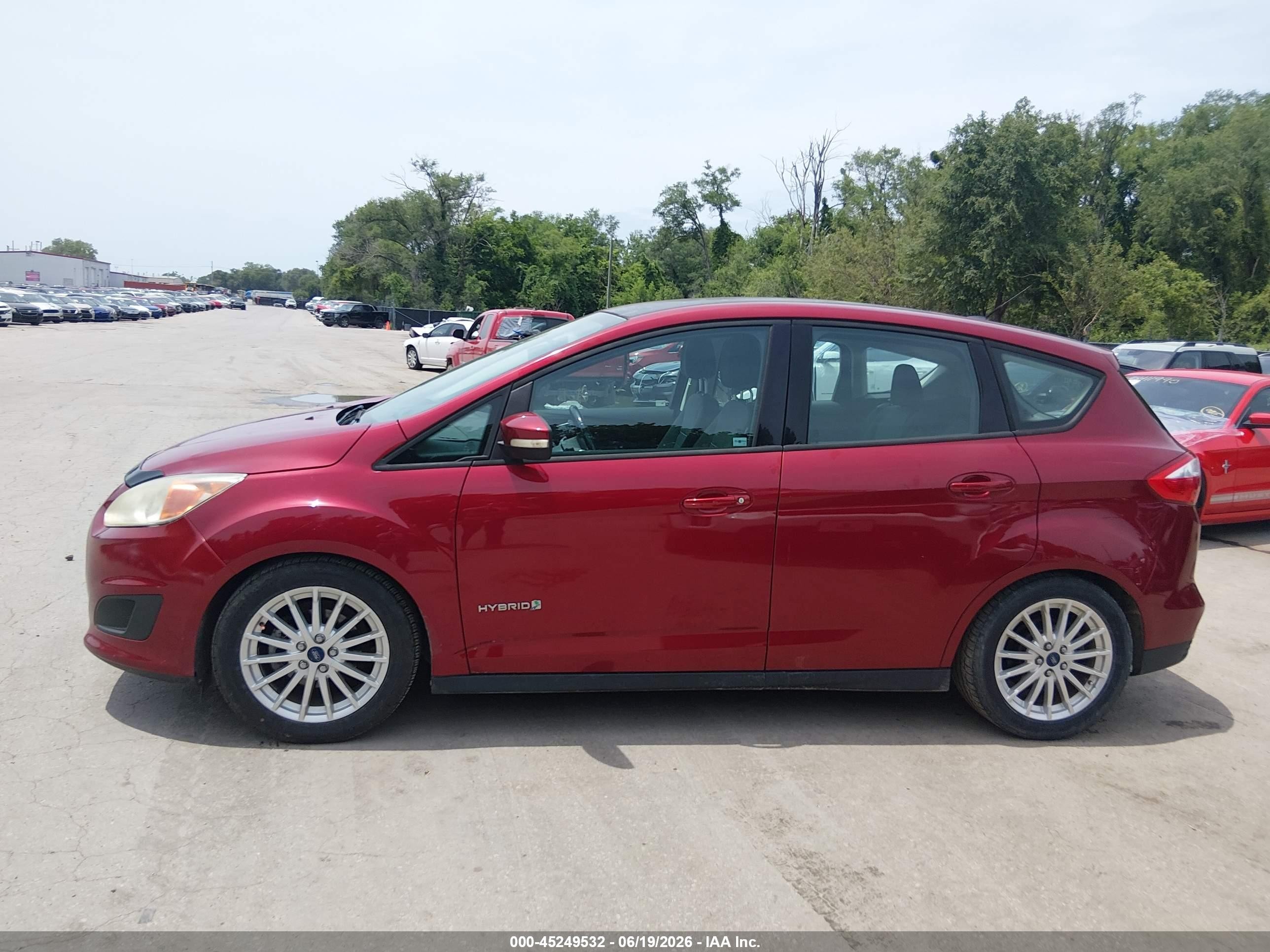 2013 Ford C-max Hybrid Se Красный vin: 1FADP5AU6DL534657