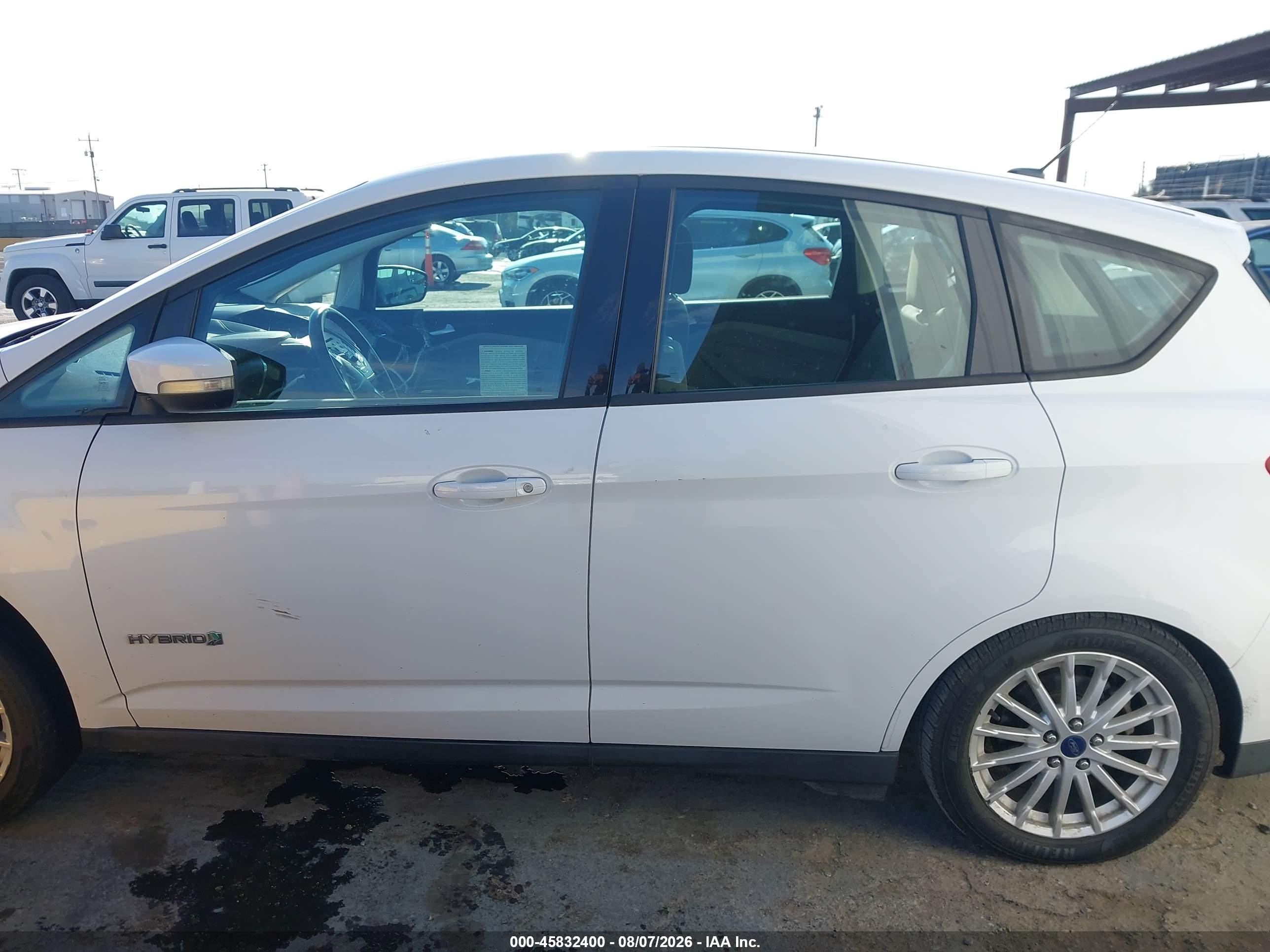 2015 Ford C-max Hybrid Se White vin: 1FADP5AU6FL119017