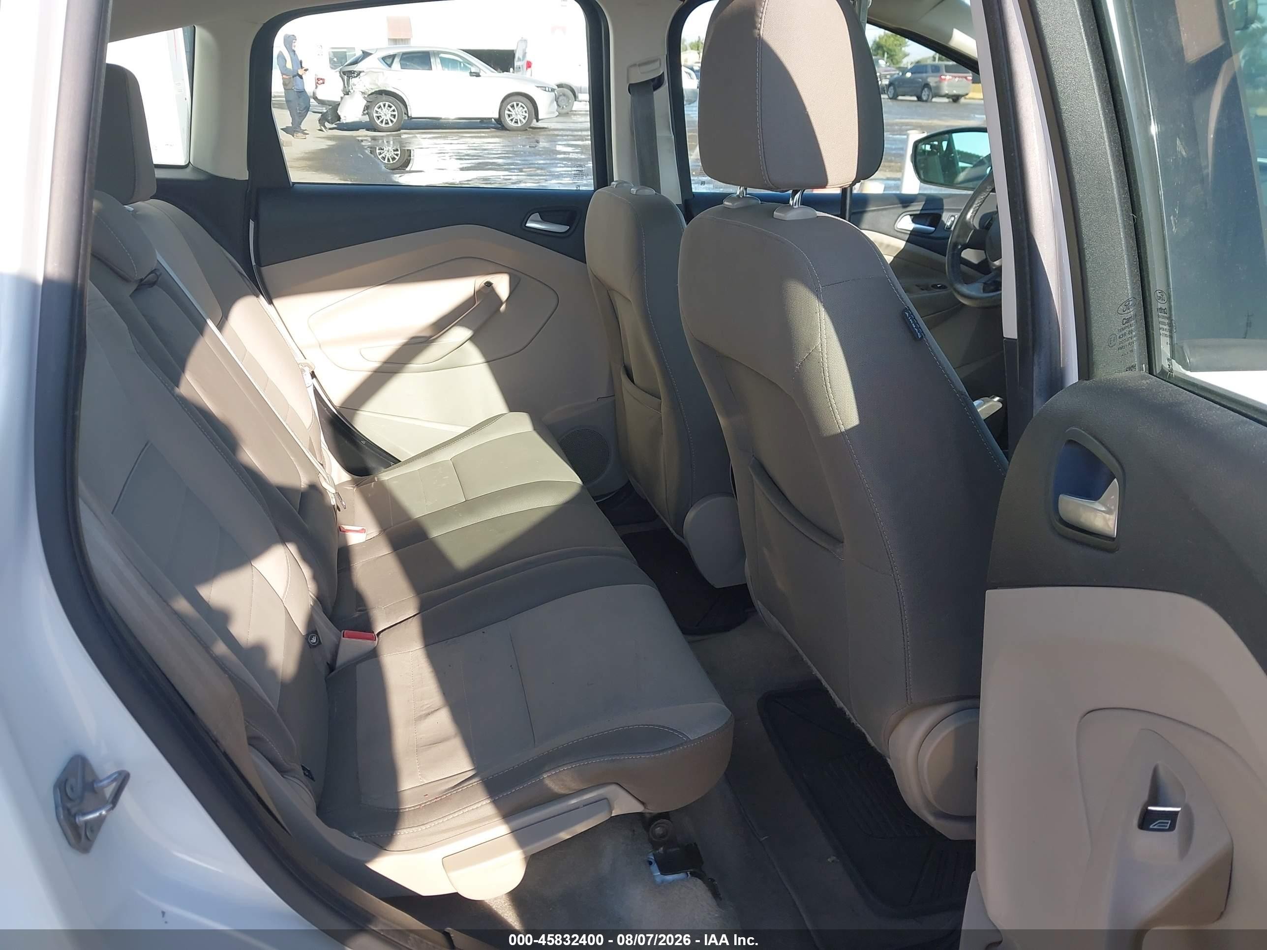 2015 Ford C-max Hybrid Se White vin: 1FADP5AU6FL119017