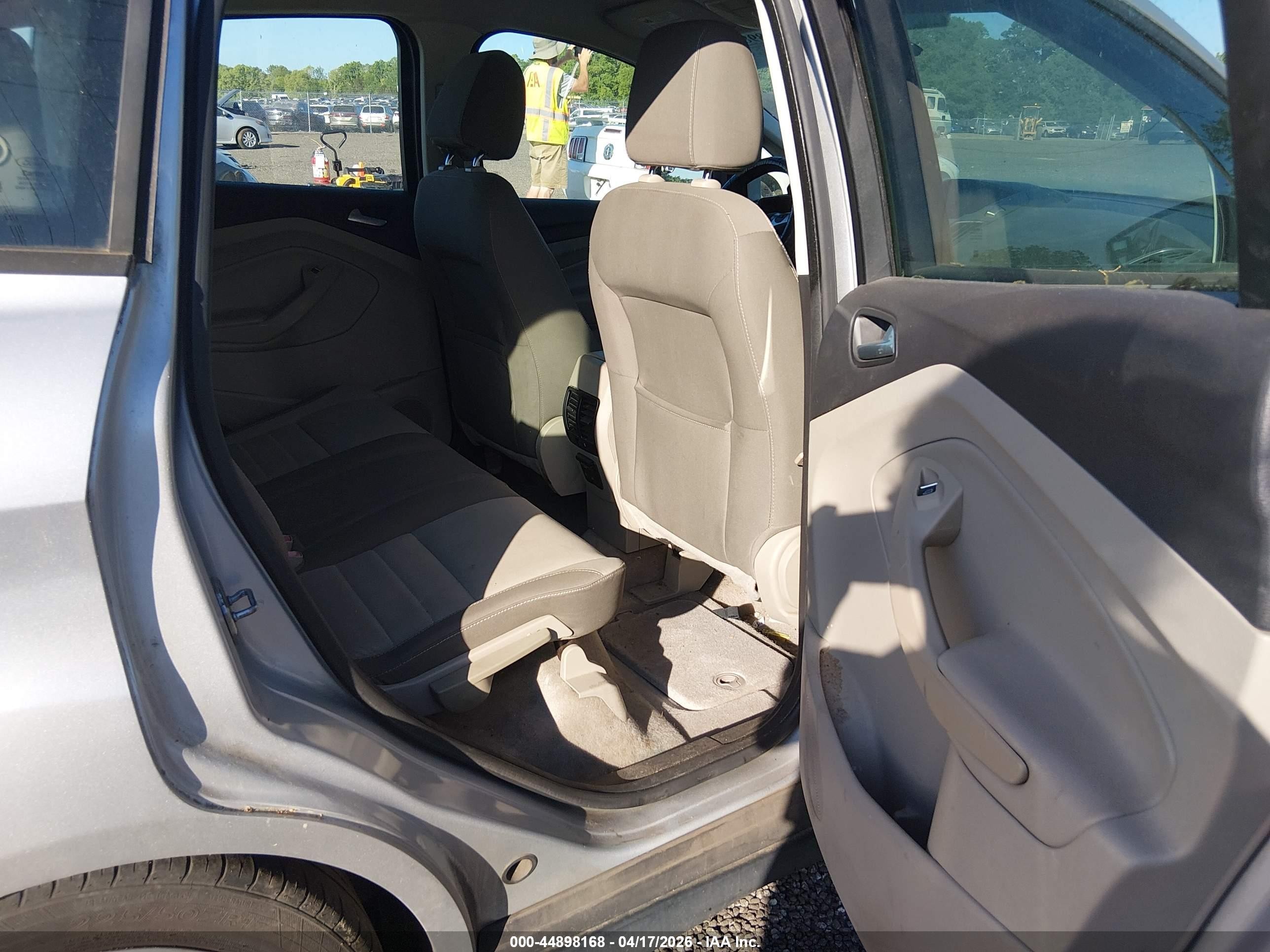 2013 Ford C-max Hybrid Se Silver vin: 1FADP5AU7DL524820