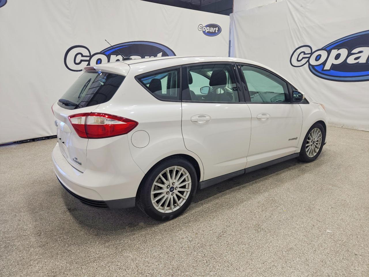 2013 Ford C-max Se White vin: 1FADP5AU7DL541049