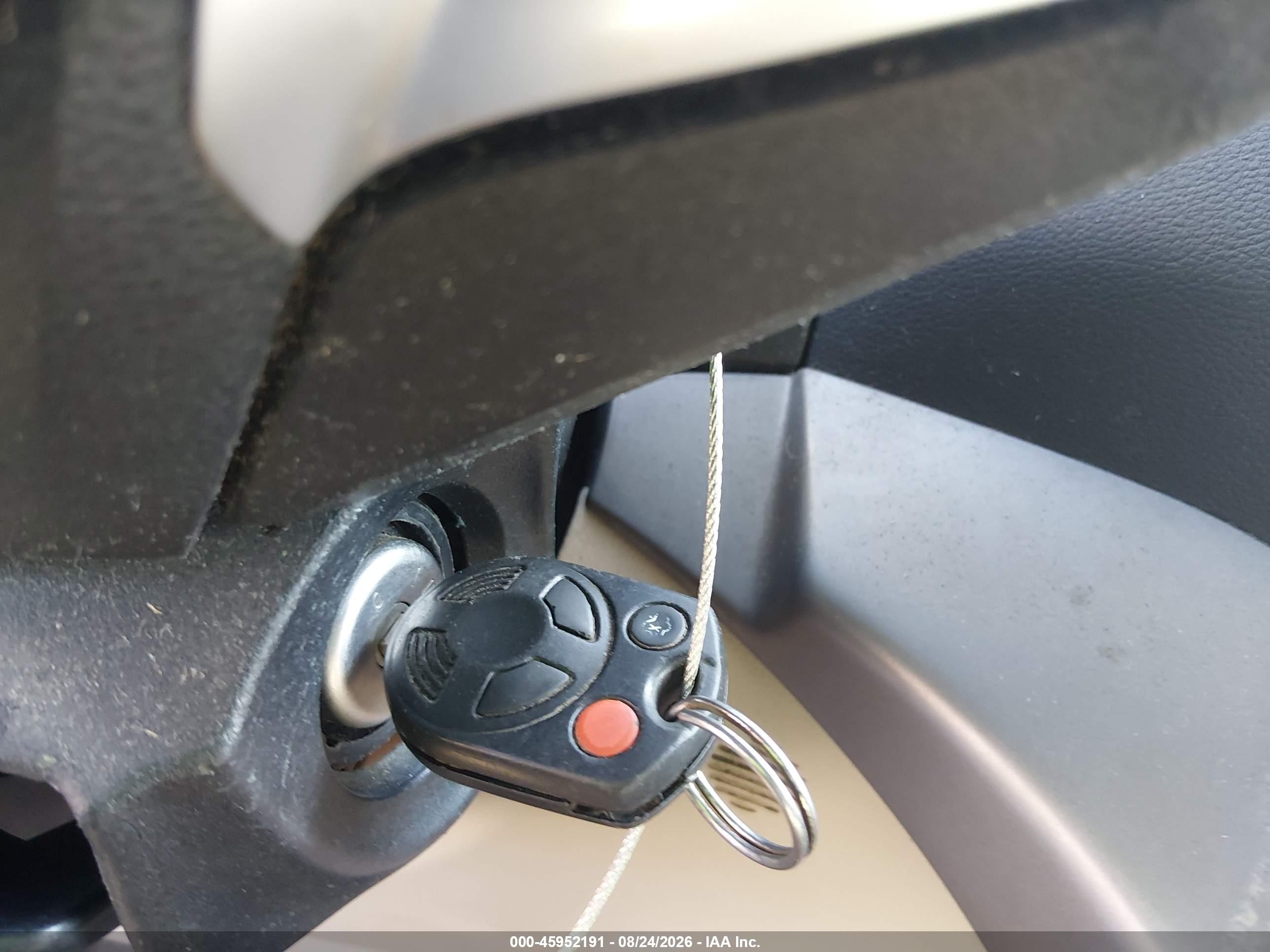2013 Ford C-max Hybrid Se Black vin: 1FADP5AU7DL556358