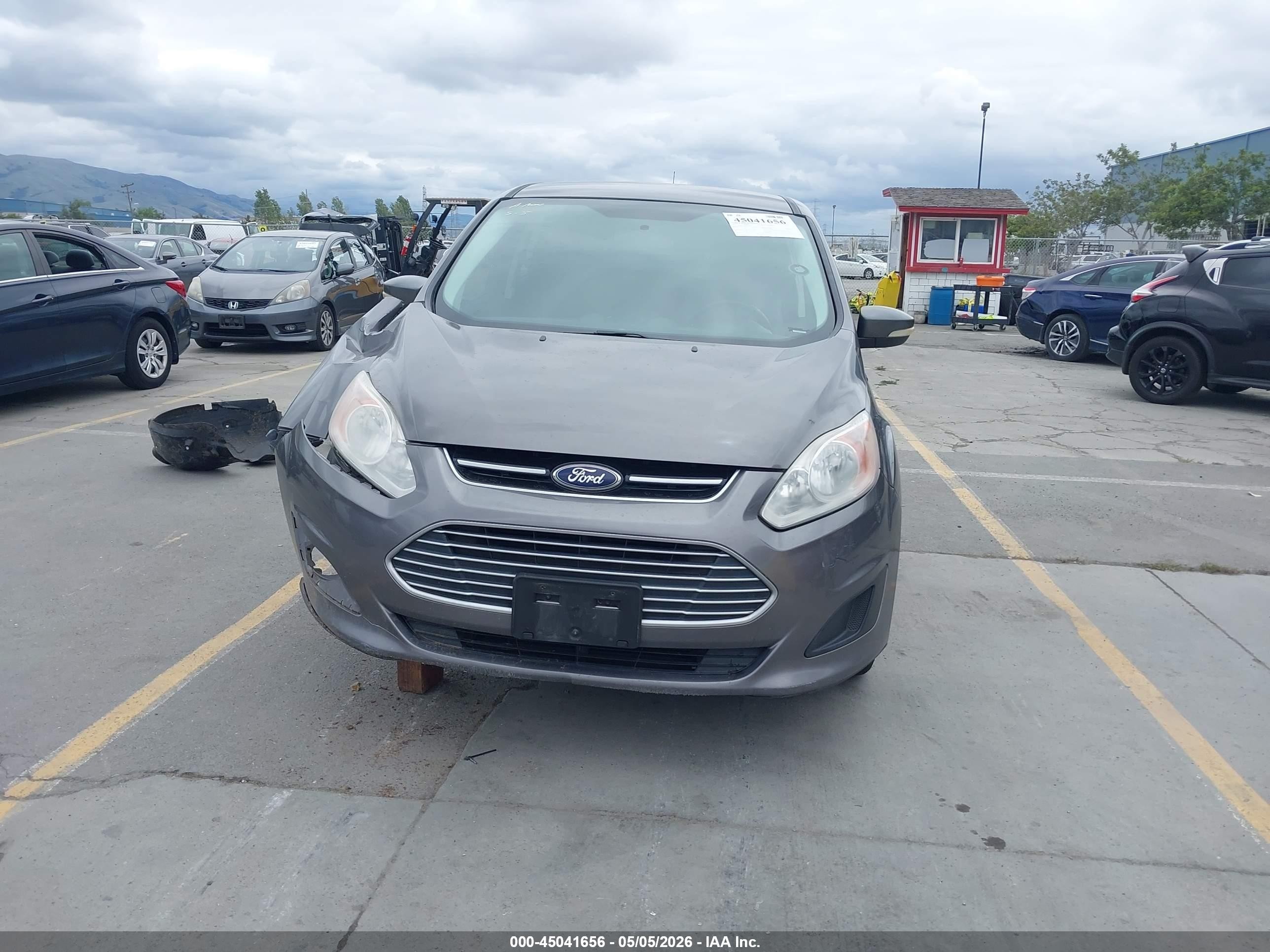 2013 Ford C-max Hybrid Se Gray vin: 1FADP5AU8DL511753